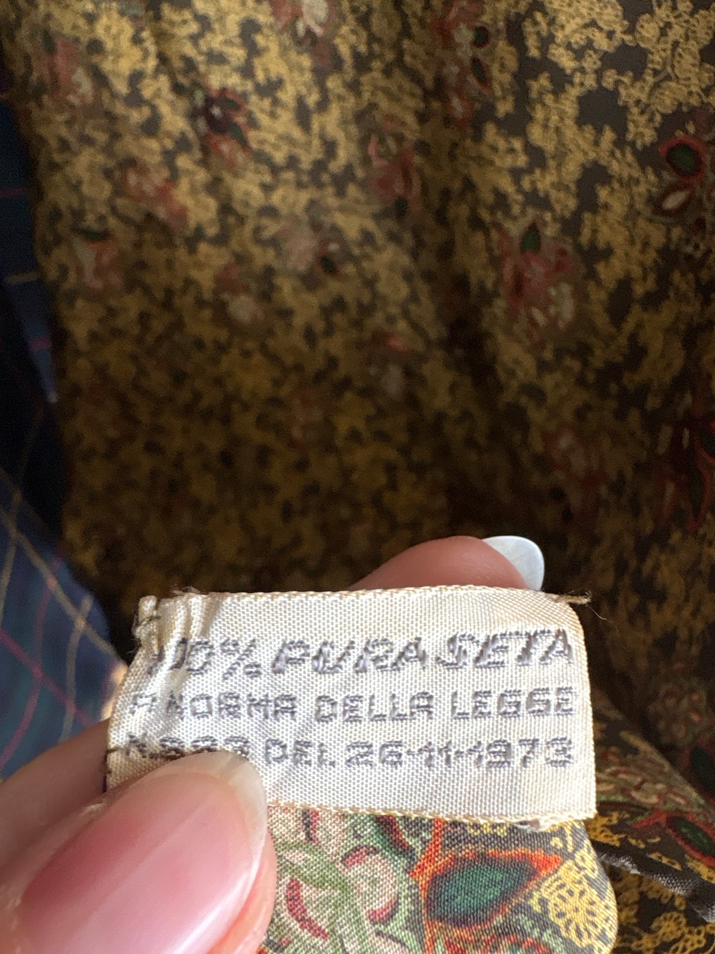 Eșarfă italiană mustard yellow cu print floral delicat din mătase naturală