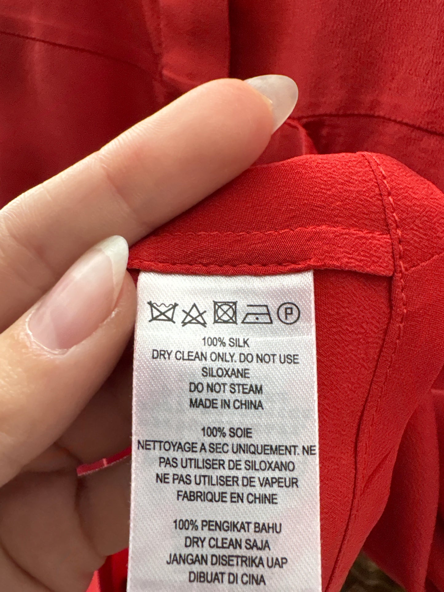 Cămașa brick red in croi minimalist din mătase naturală