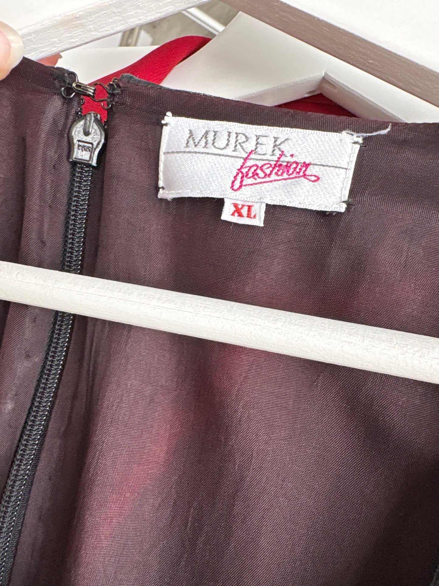 LBD vintage maxi din mătase naturală cu aplicații manuale excepționale