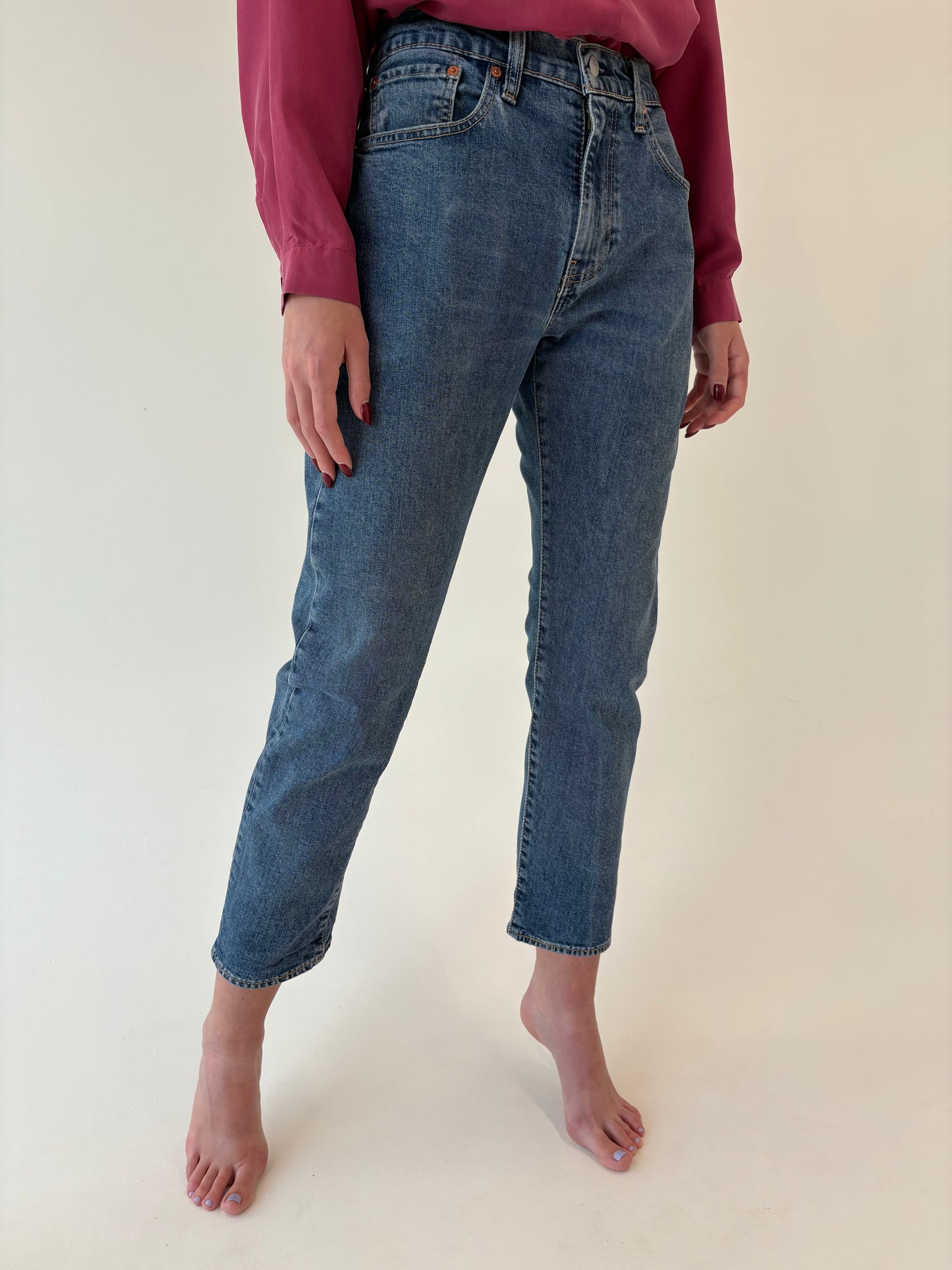 Jeans premium Levi’s 502 din bumbac gros cu un touch strech