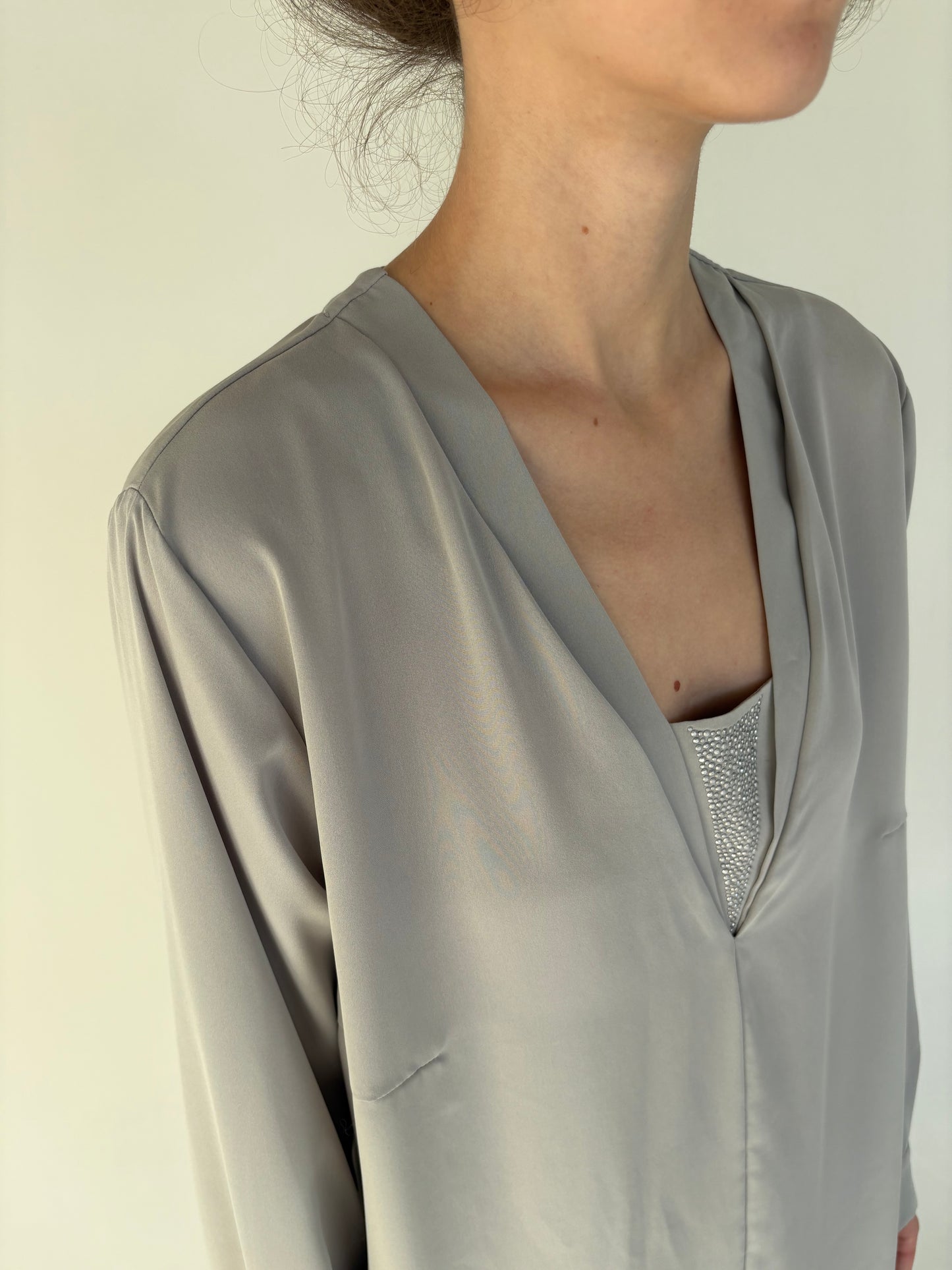 Cămașa eleganta silver gray de brand luxury Riani în croi minimalist