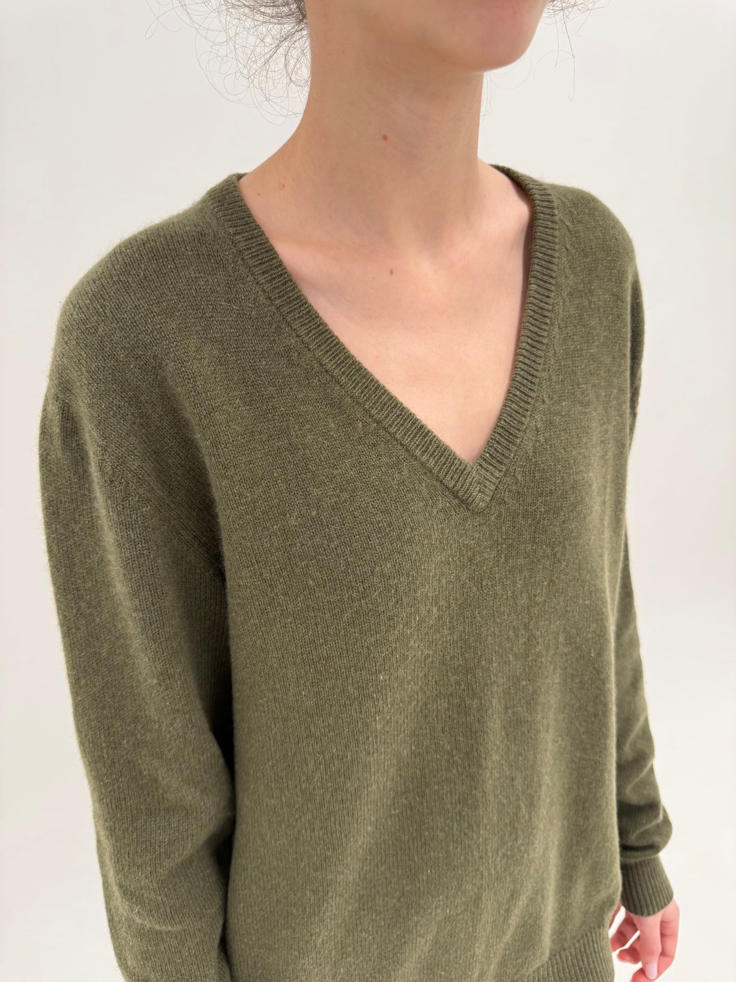 Pulover high end din cașmir multiply cu grad redus de peeling