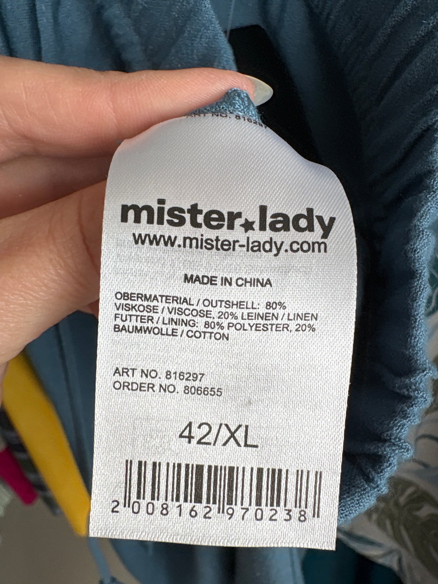 Pantaloni jeans blue noi cu etichetă din panza cu talie ultra înaltă generoasă