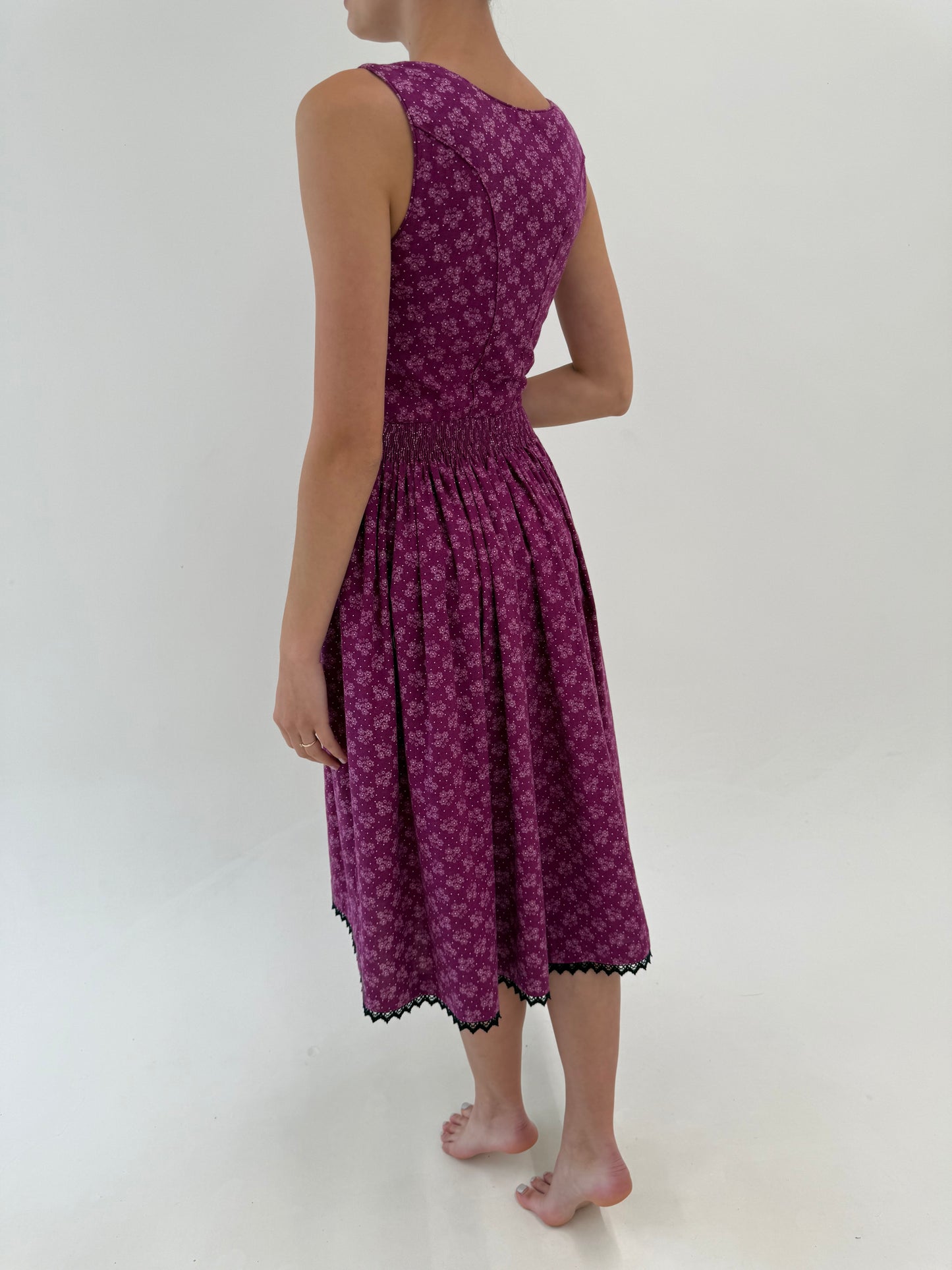 Rochie vintage magenta midi lung din pânză excepțională cu corsaj