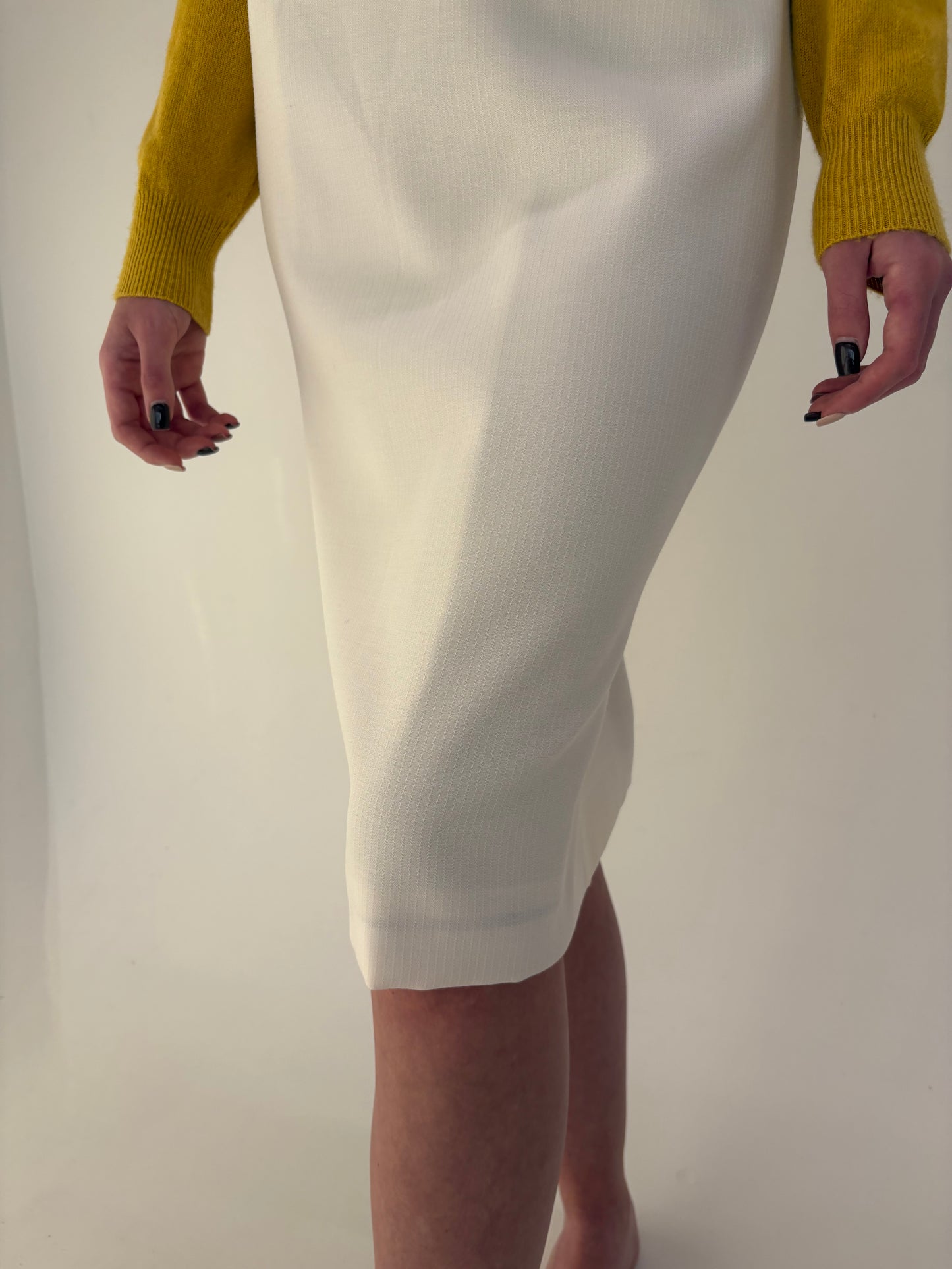 Fustă conică cu talie ultra înaltă marcată din lana extrafina de la zi la seară