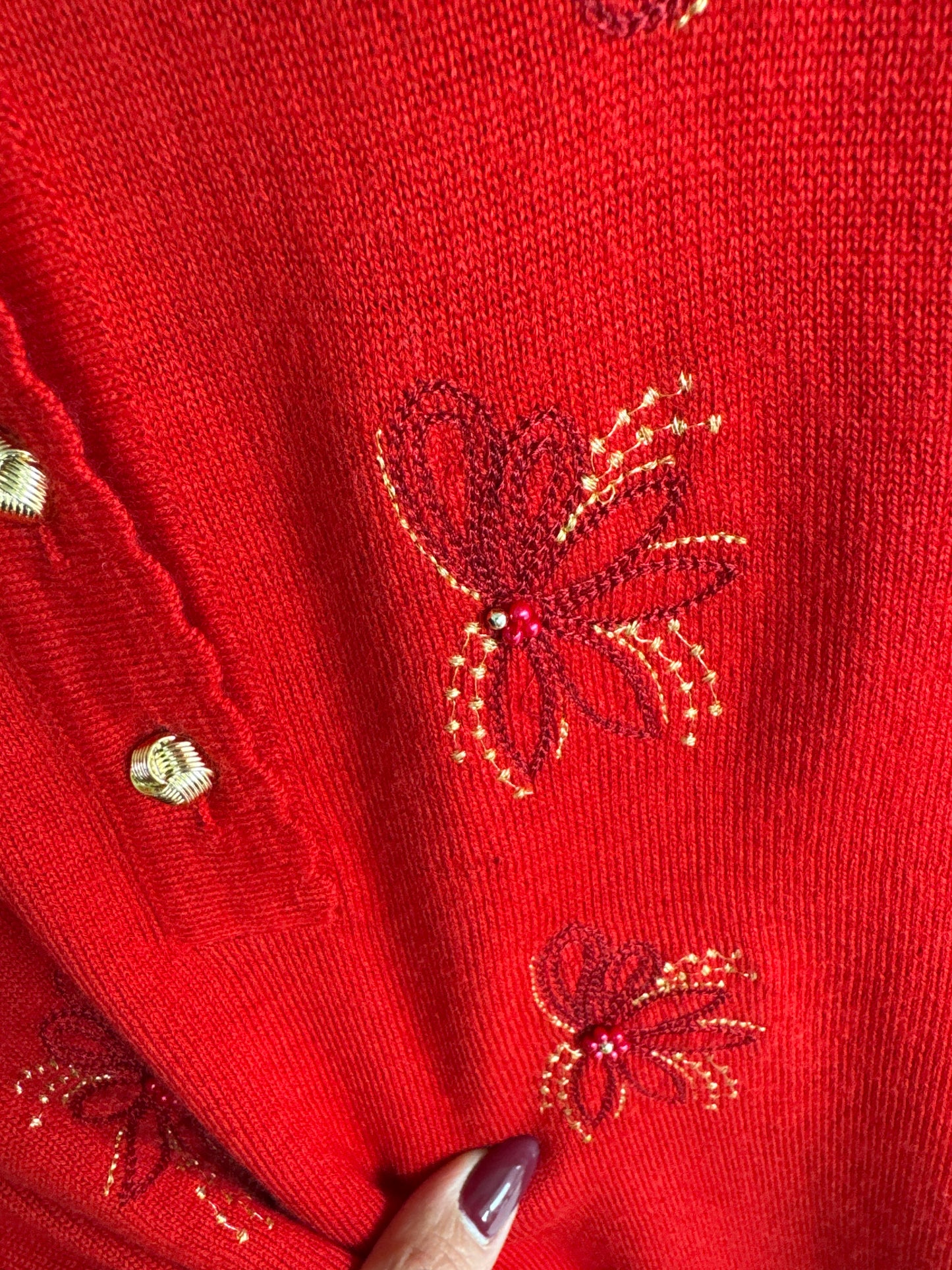 Pulover vintage italian cu broderie din lana merino extrafina de gramaj mare