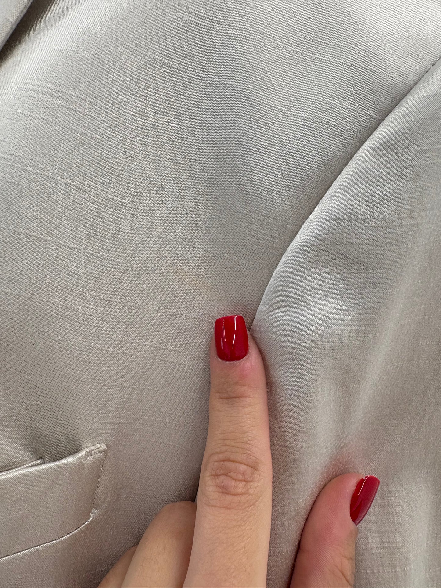 Set sacou + vestă din stofă satinata off white din mix de mătase naturală