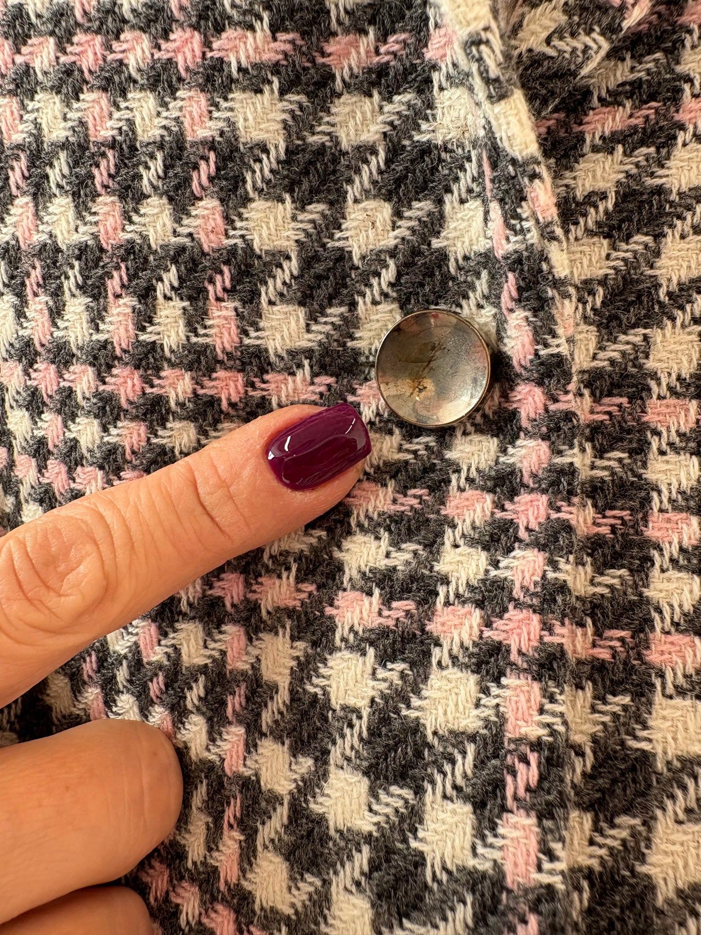 Sacou și tweed de lana extrafina în carouri roz pudrat