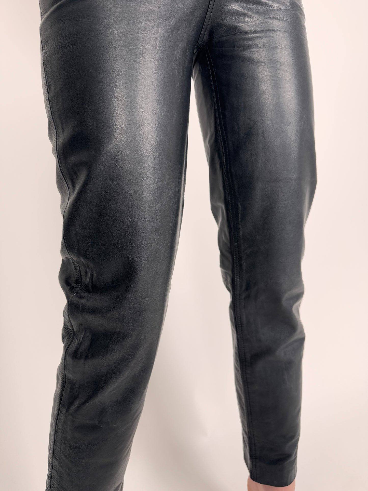 Pantaloni din piele naturală extrem de moale cu talie ultra inalta