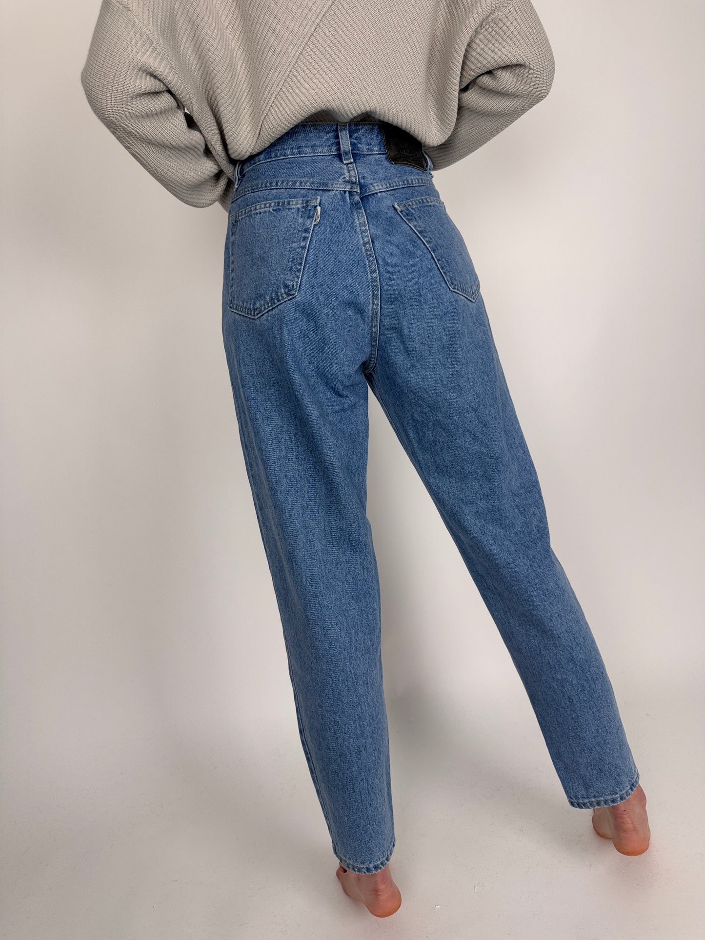 Jana și vintage tall mom fit cu talie înaltă classic wash