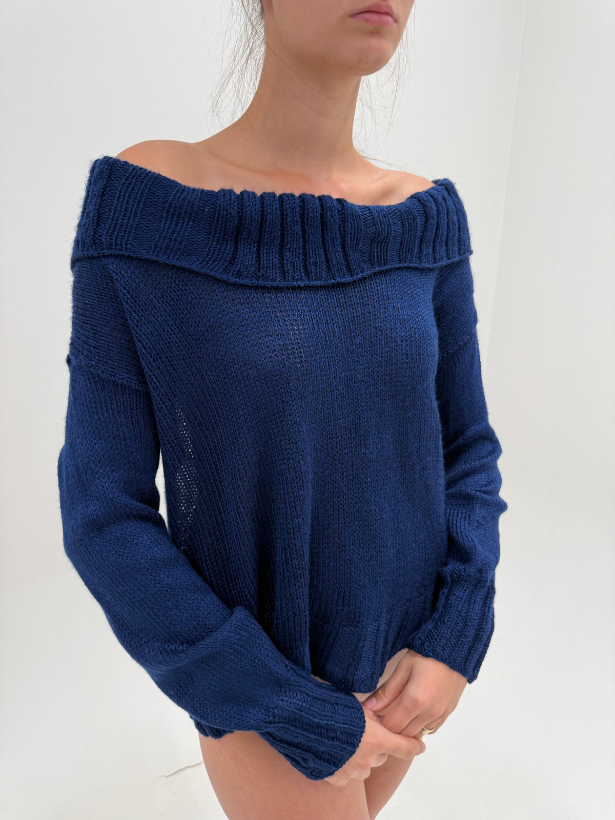 Pulover vintage cu fold-over Bardot neckline albastru cerneală