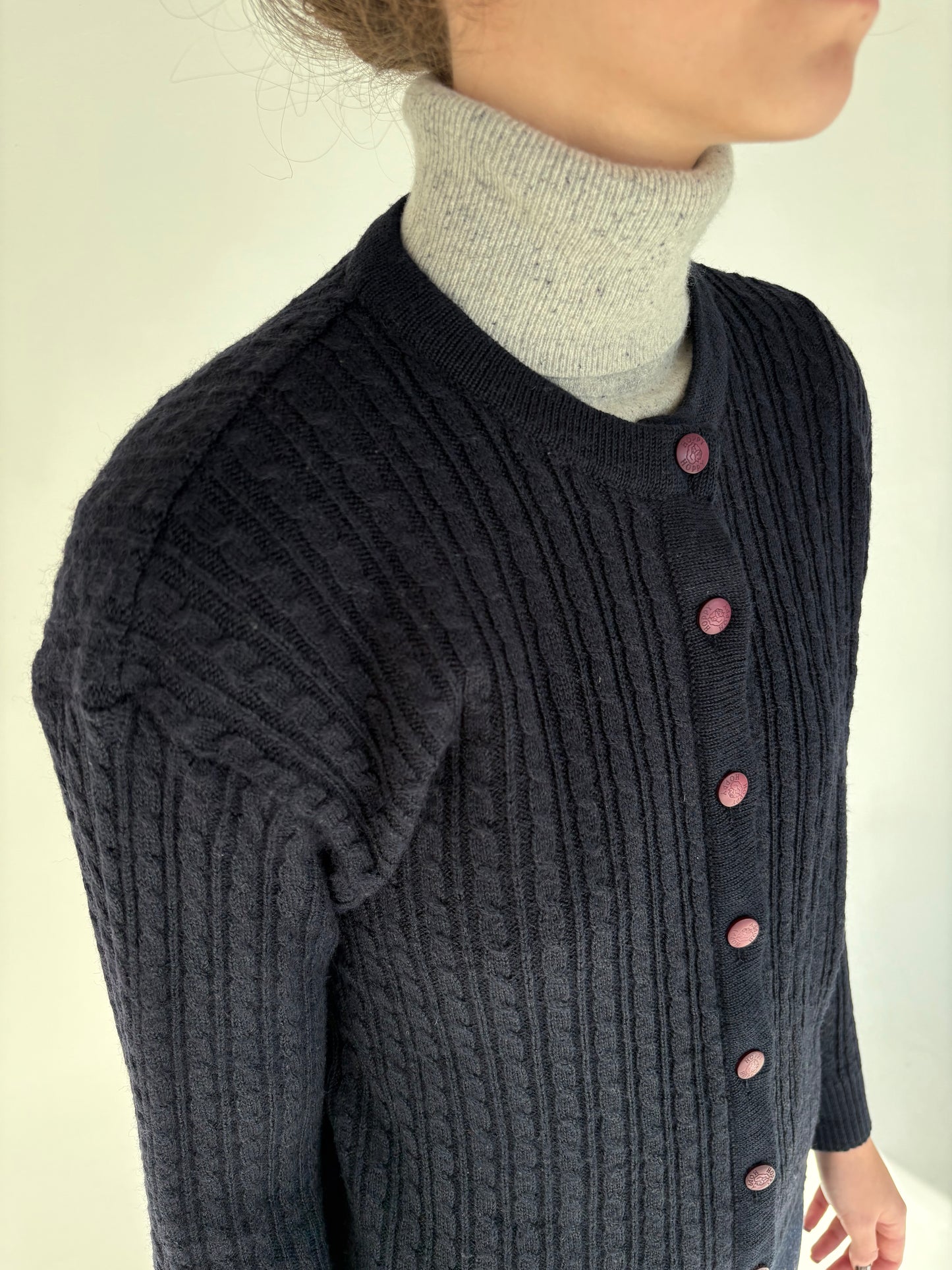 Cardigan cu torsade Navy blue din lana extrafina plină de gramaj mare