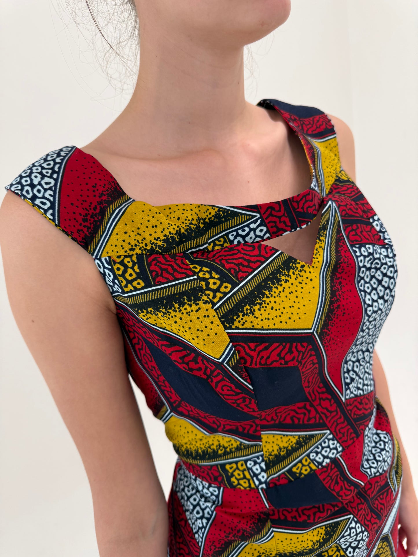 Rochie din pânză de bumbac cu print manual geometric în culori superbe