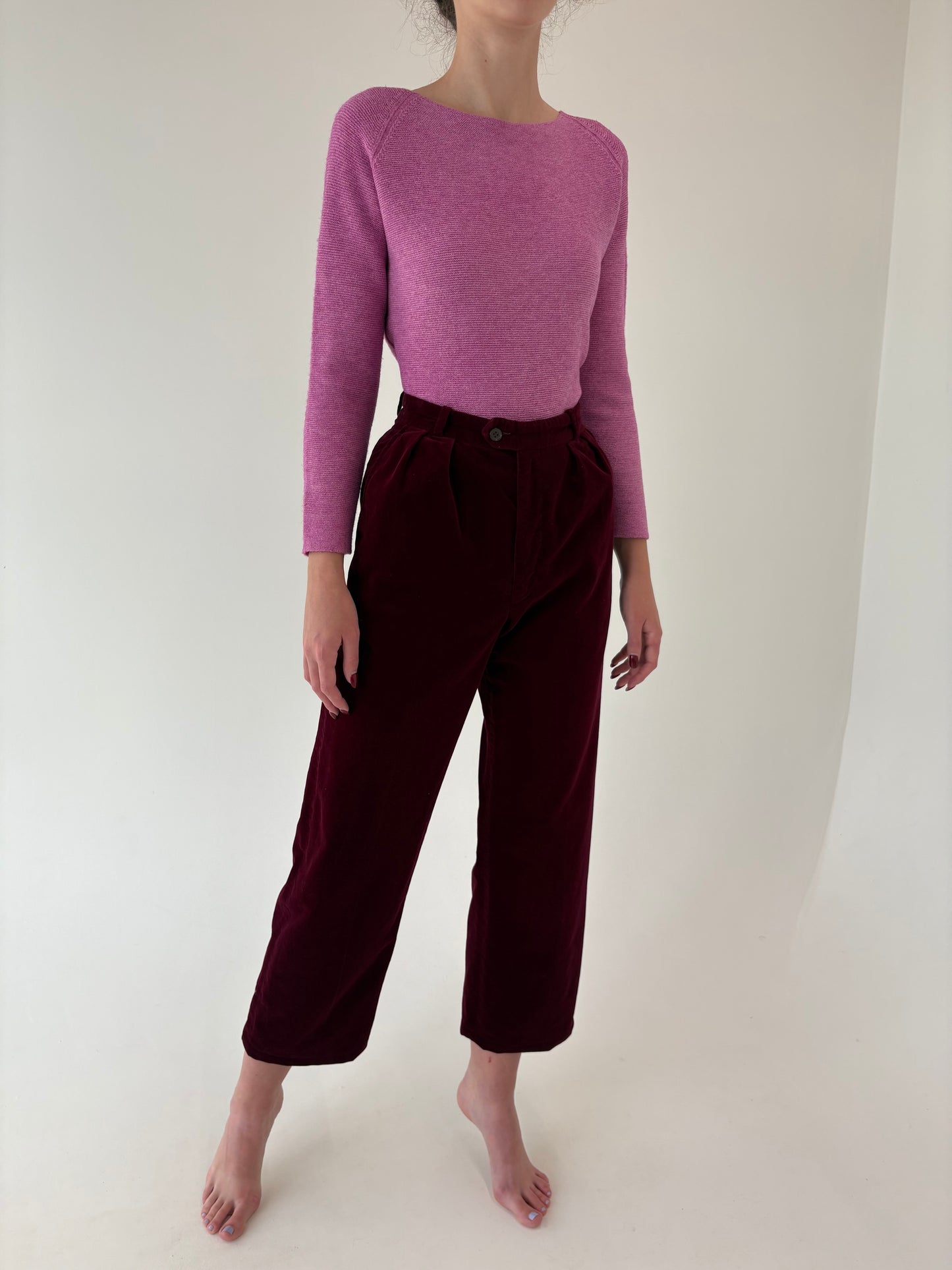 Costum italian burgundy din catifea luxoasă de bumbac