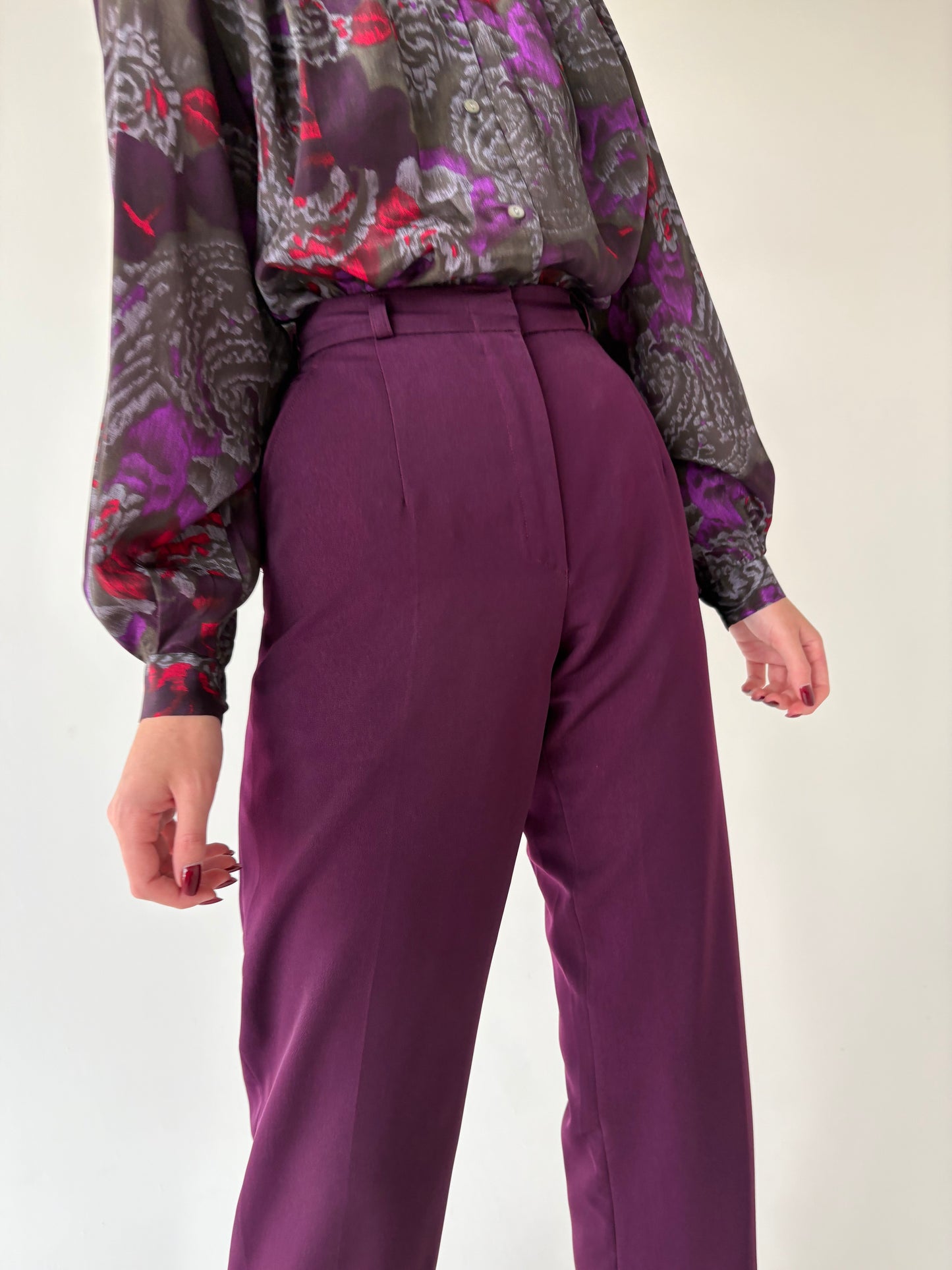 Deux piece vintage deep aubergine purple din stofita cu sacou cambrat