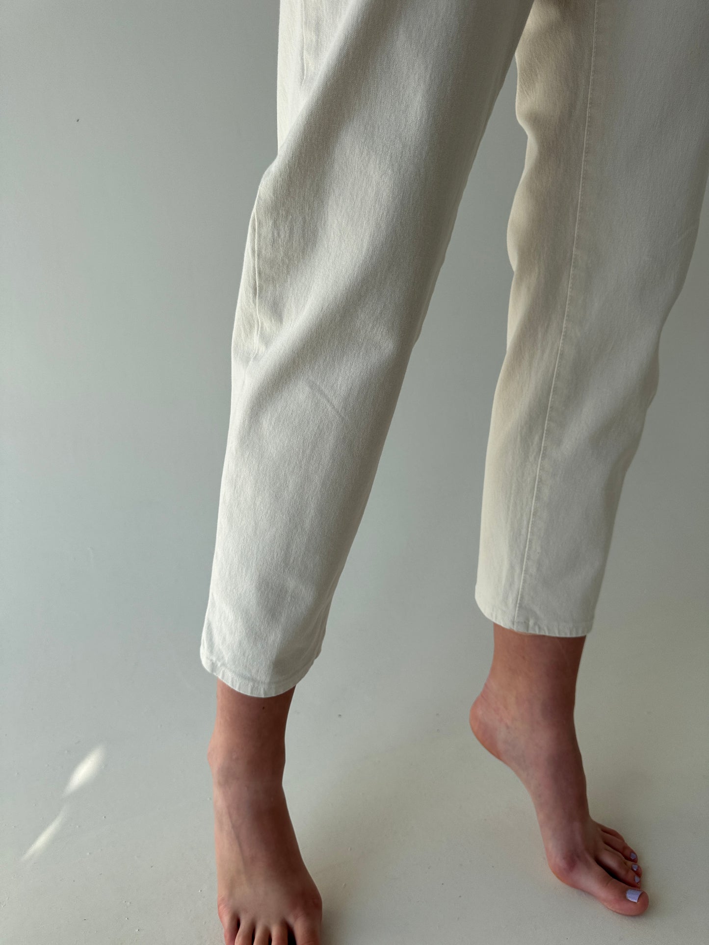 Jeans vintage premium off white ultra modelator cu talie super înaltă