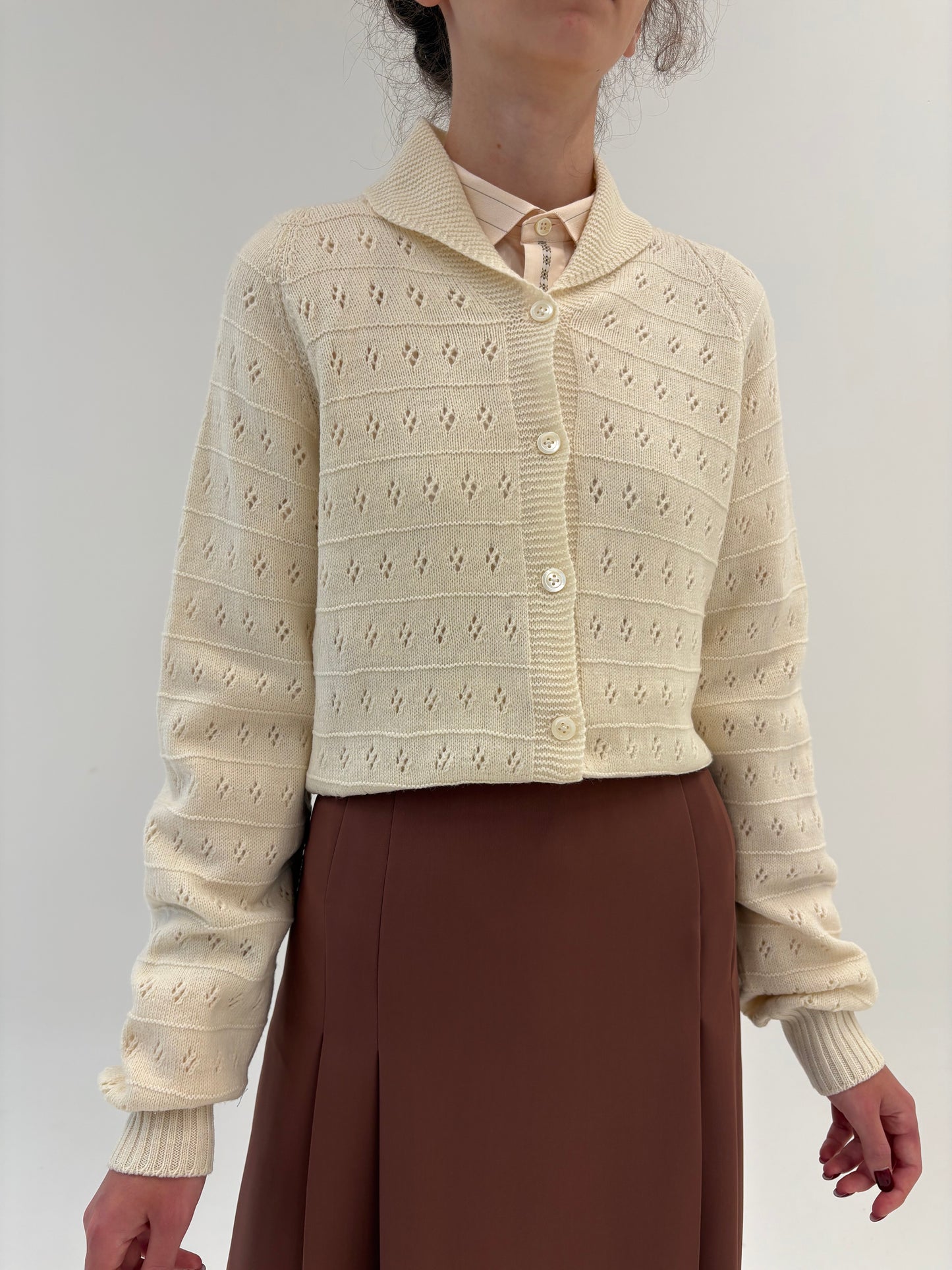 Cardigan vintage tall butter white din lana extrafina de gramaj mare