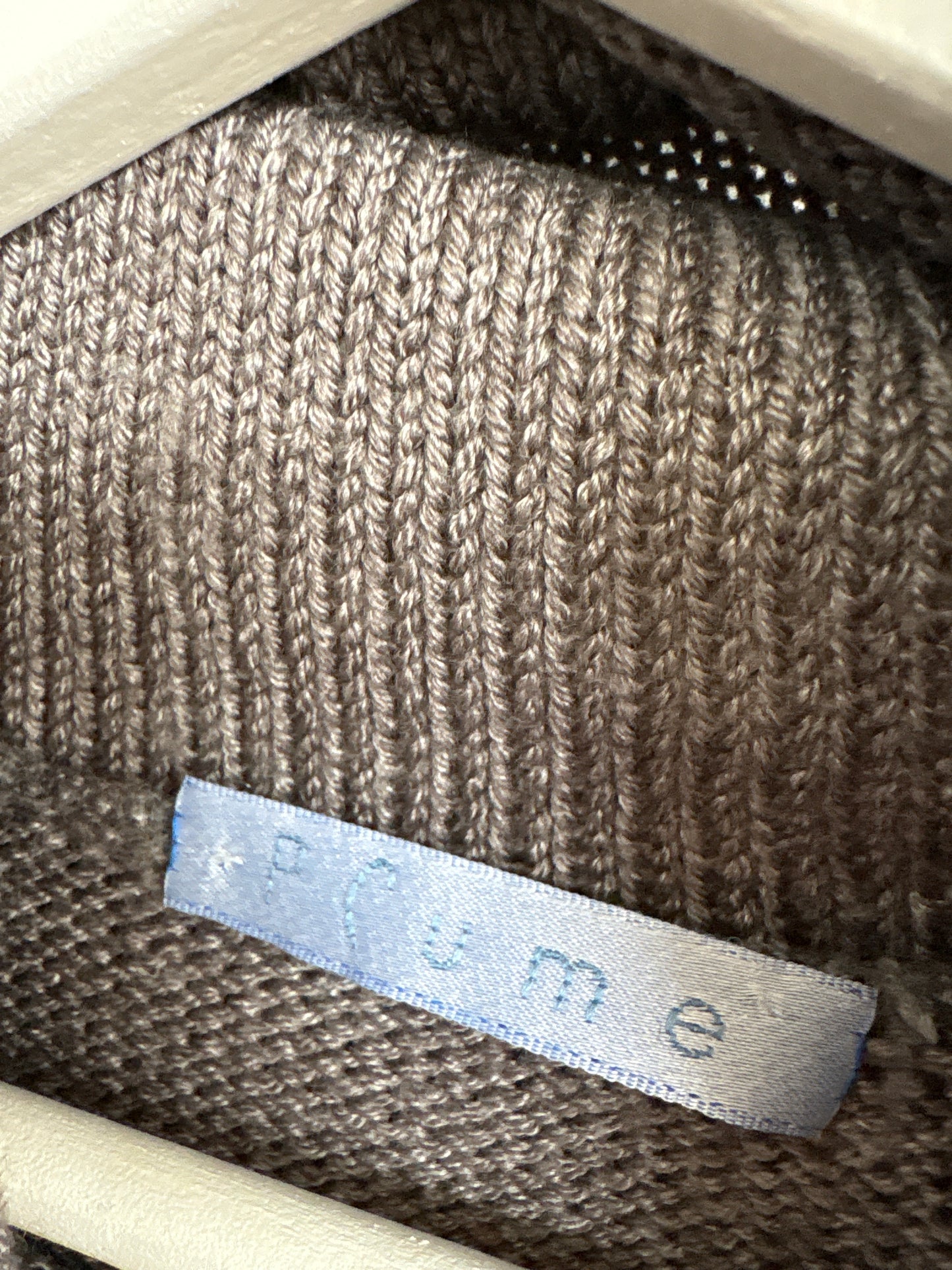 Maleta silver gray cu guler sal din lana merino extrafina de gramaj mare