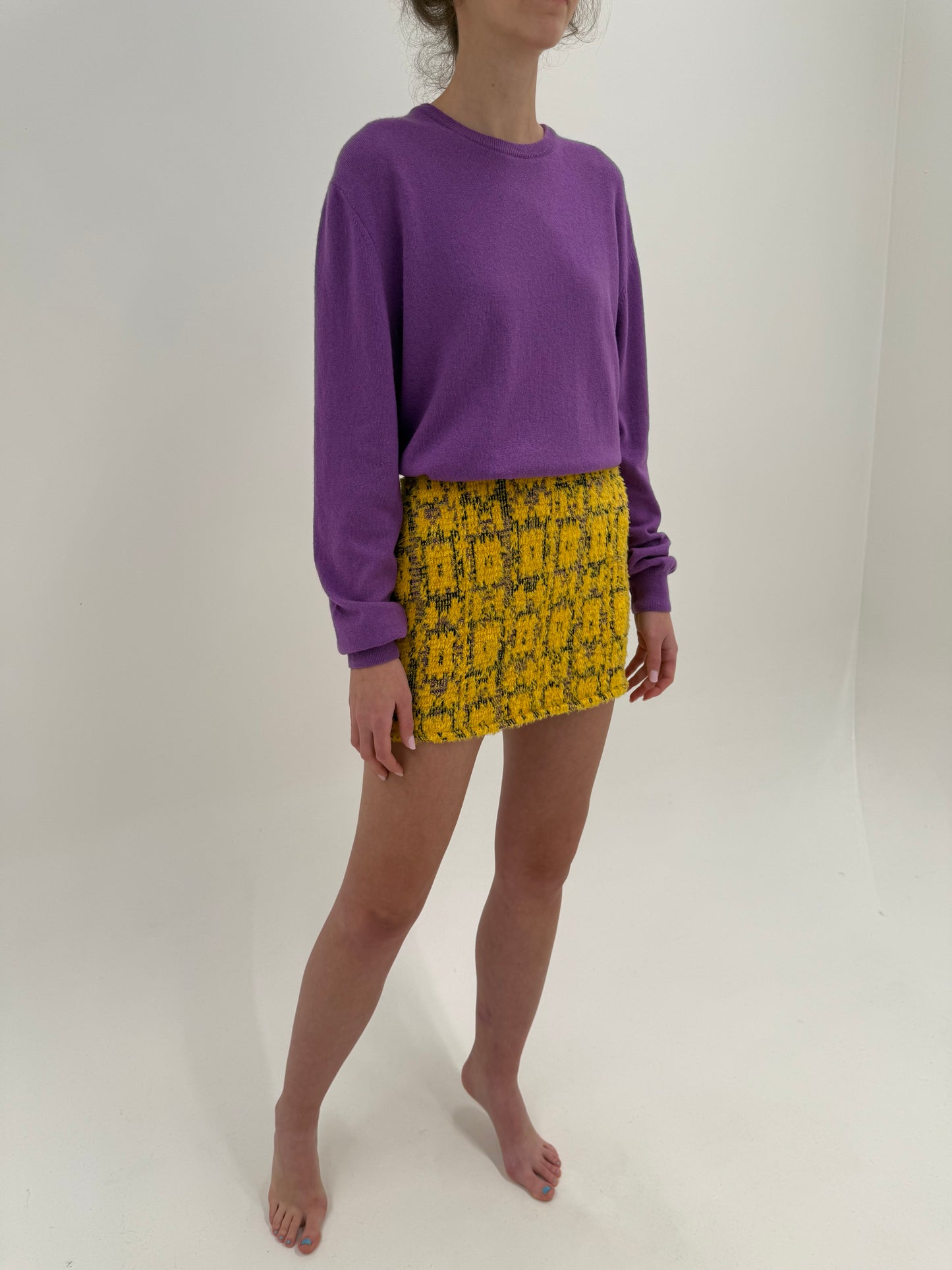 Fustă mini în stil Chanel din stofita elastică texturată în culori tari