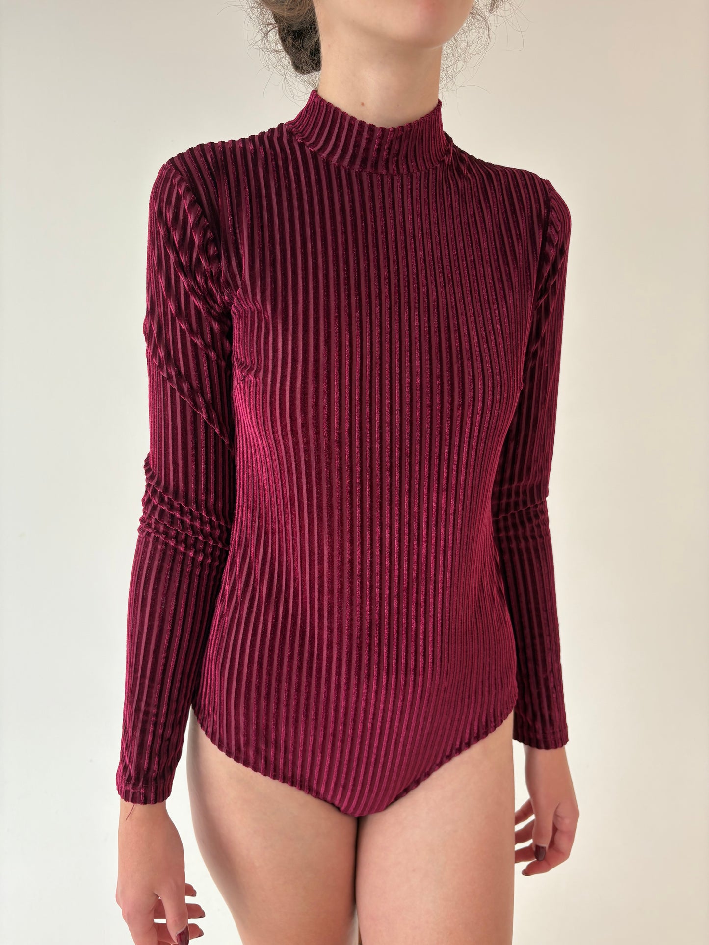 Body burgundy de catifea ribbed modelatoare tip Maleta