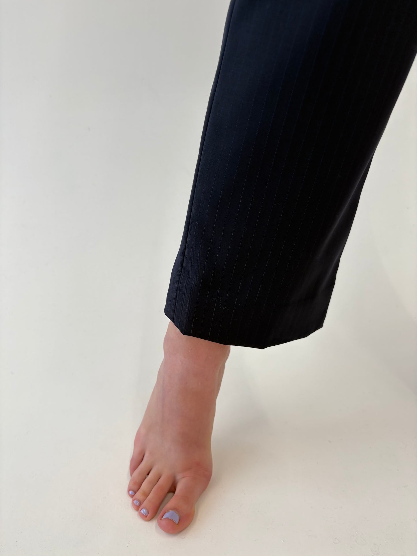 Costum în croi actual din lana extrafina tall Navy blue