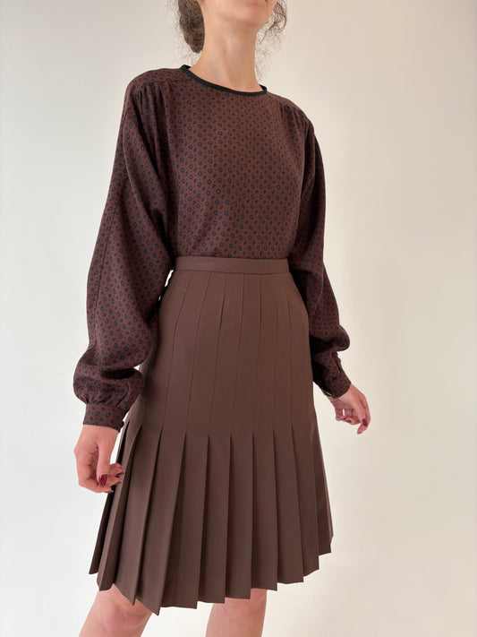 Fustă plisată chocolate brown din lana extrafina cu talie ultra înaltă