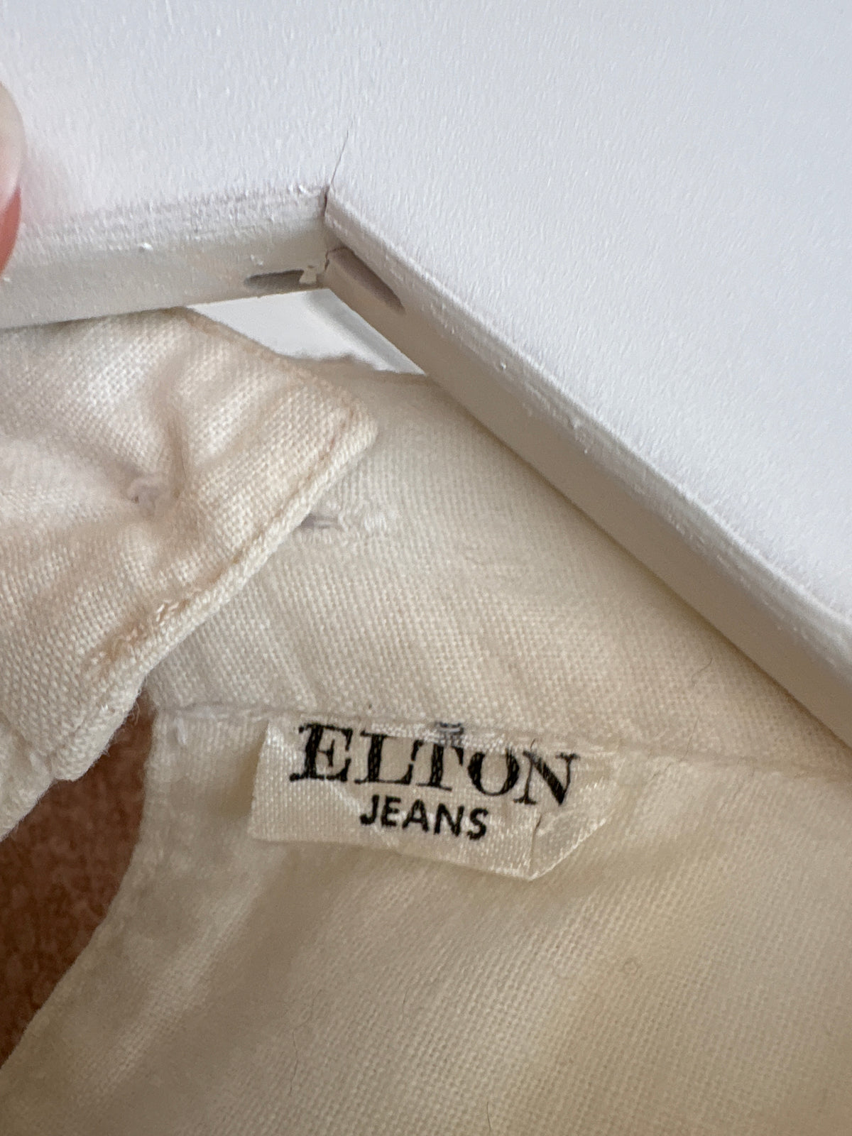 Cămașa vintage cu plastron amplă din bumbac excepțional moale
