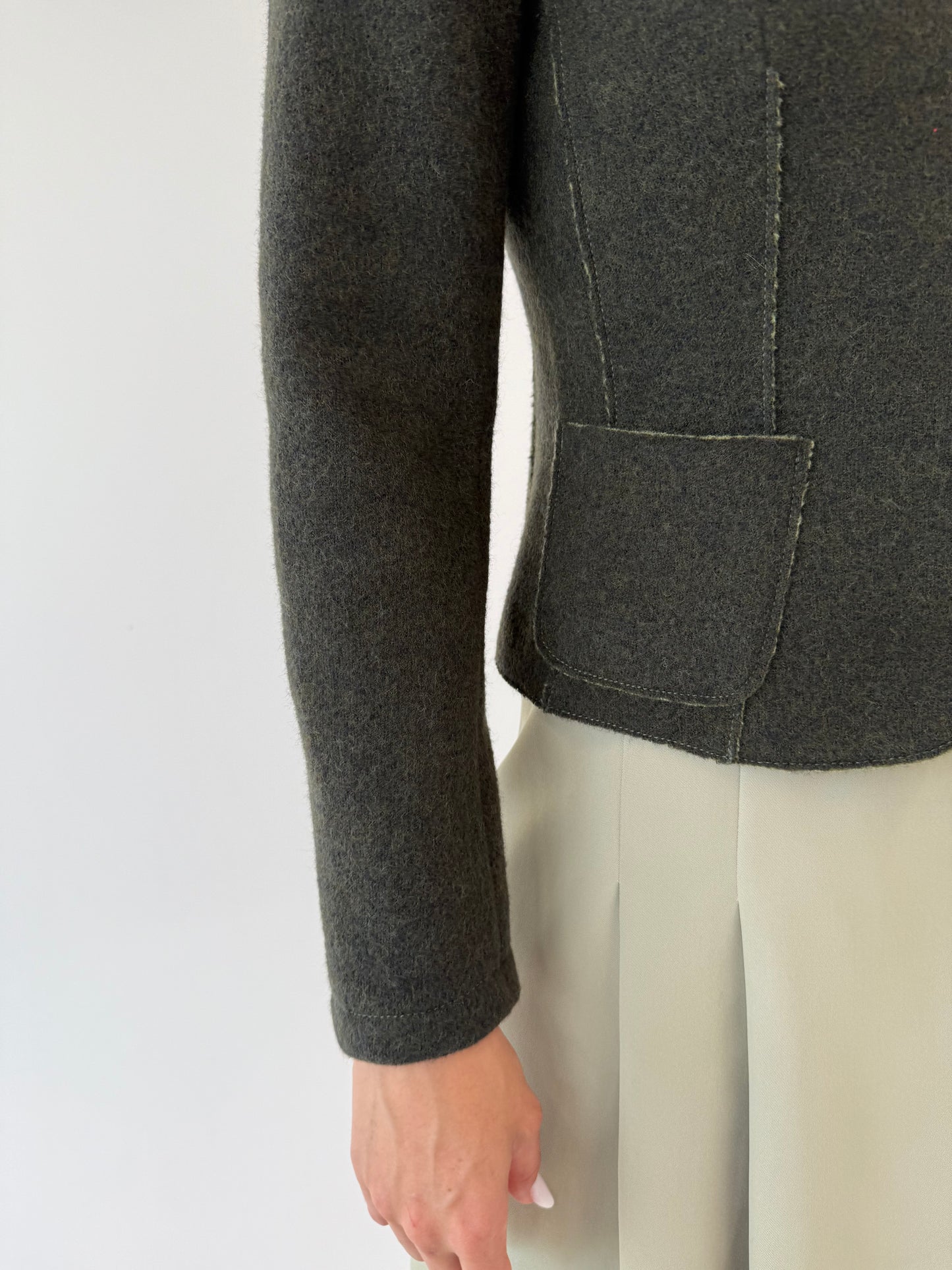 Sacou cambrat ultra confort din cel mai fin boiled wool dark forest green
