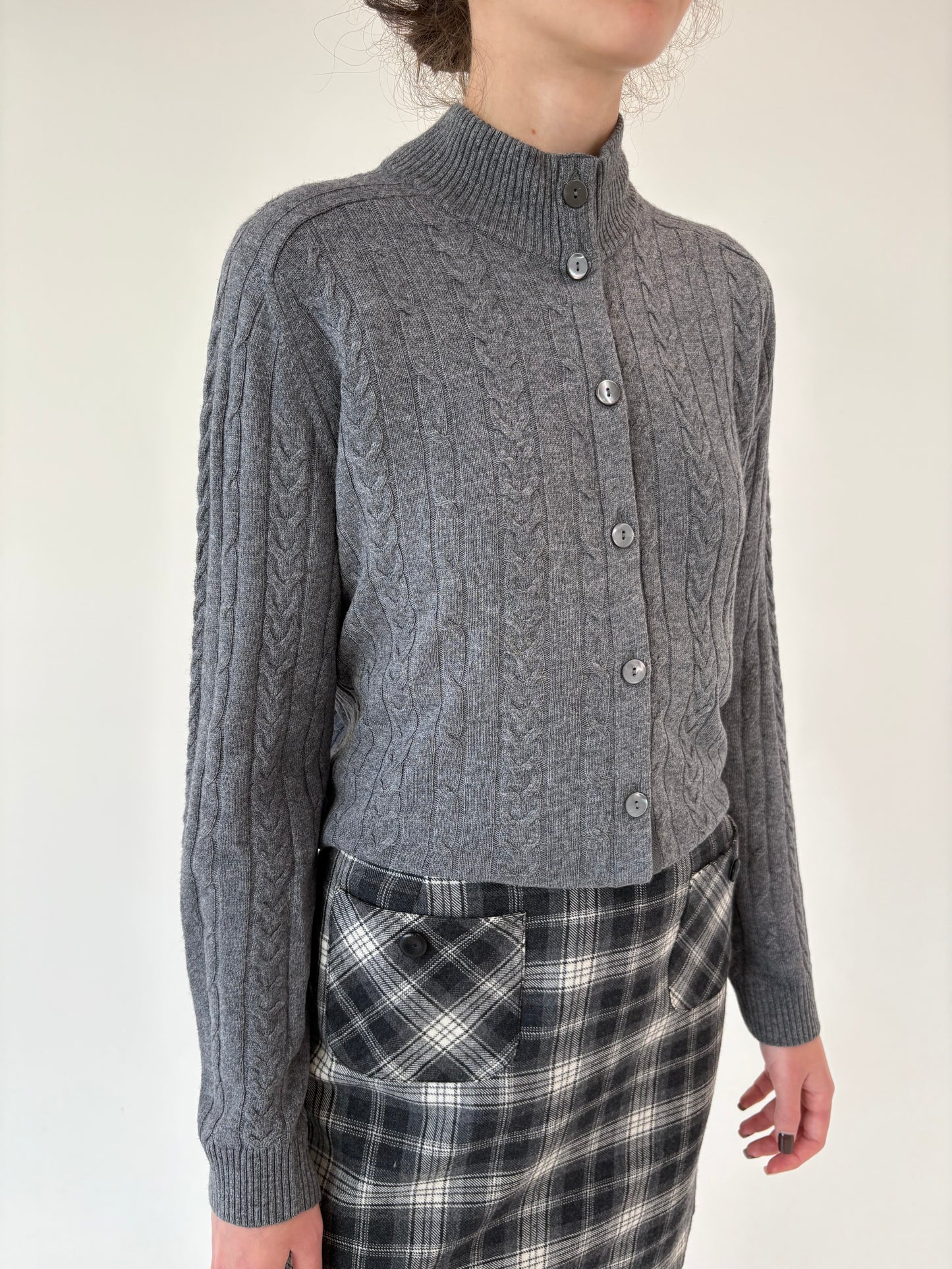 Cardigan italian tip Maleta din lana merino extrafina cu torsade