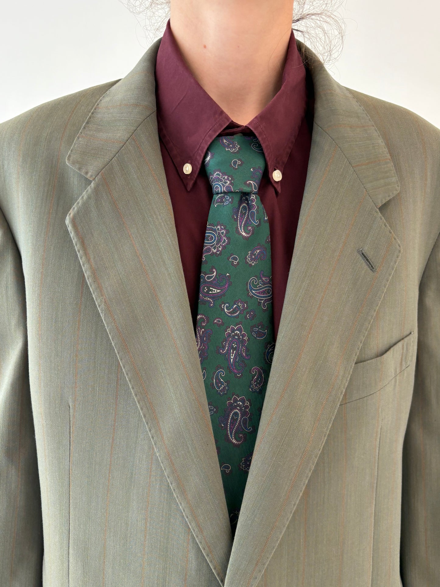 Cravata verde cu print paisley italiană ușor mai slim din mătase naturală