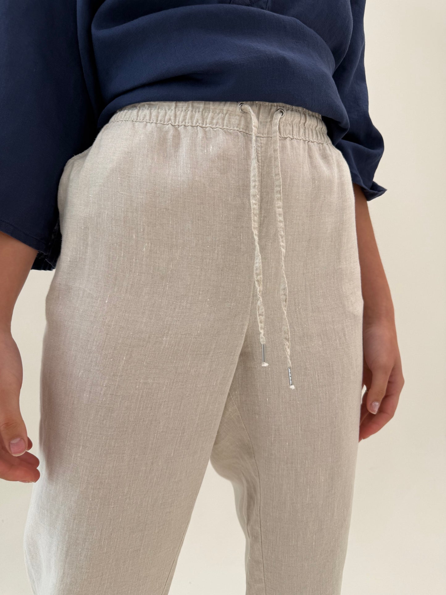 Pantaloni din in cu talie ultra înaltă elastică reglabilă