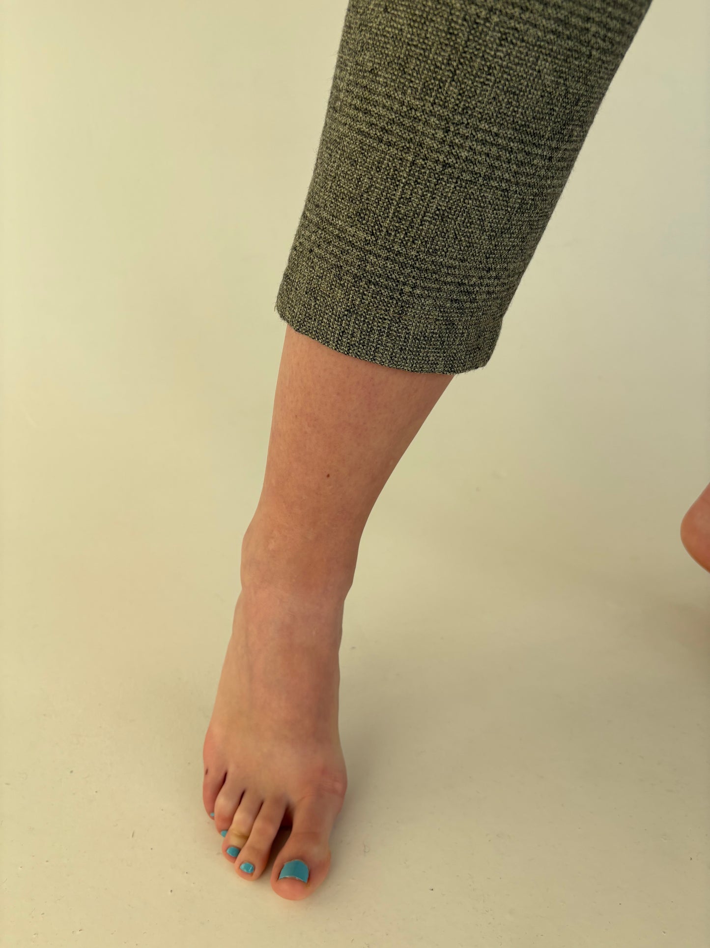 Pantaloni petite de brand luxury italian Marina Rinaldi din lana extrafina