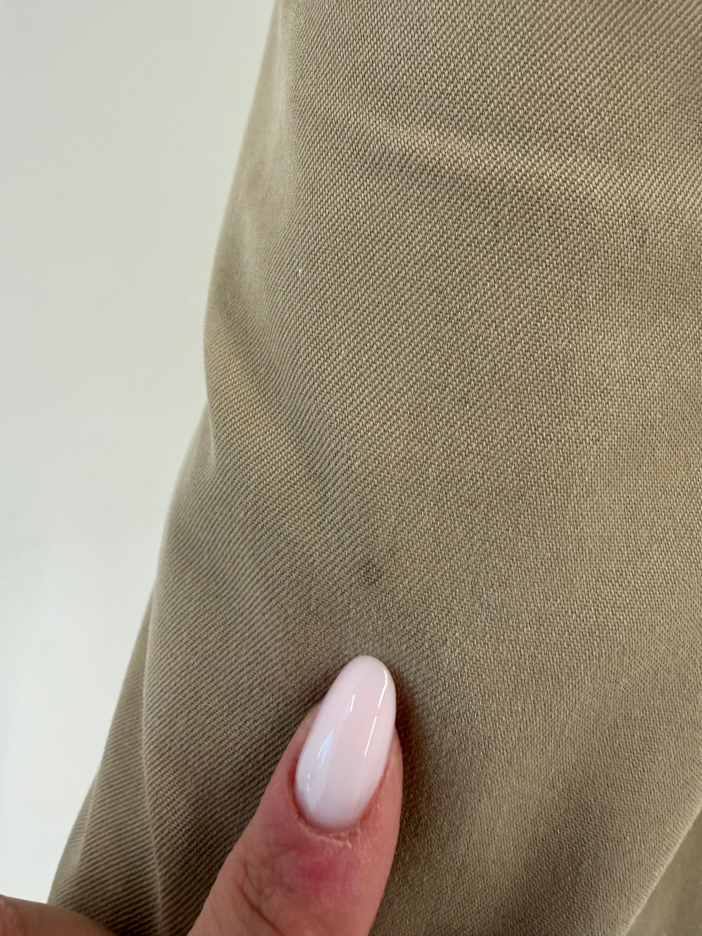 Trench Burberry vintage în croi clasic din gabardină camel cu interior specific