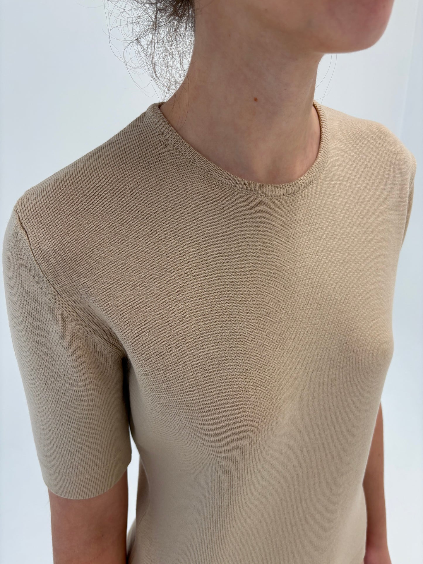 Top light camel din lana merino extrafina de gramaj mare