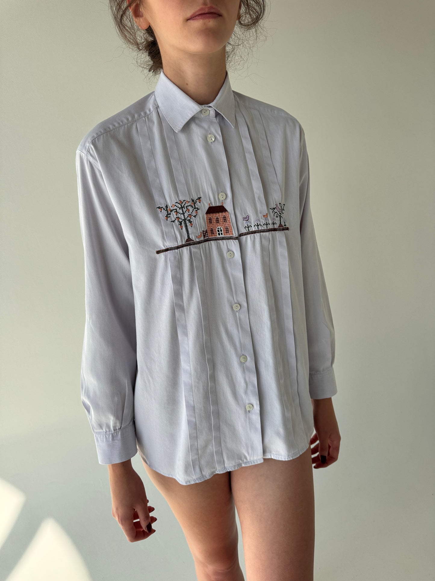 Cămașa vintage Stefanel cu broderie superbă light lavender din poplin texturat