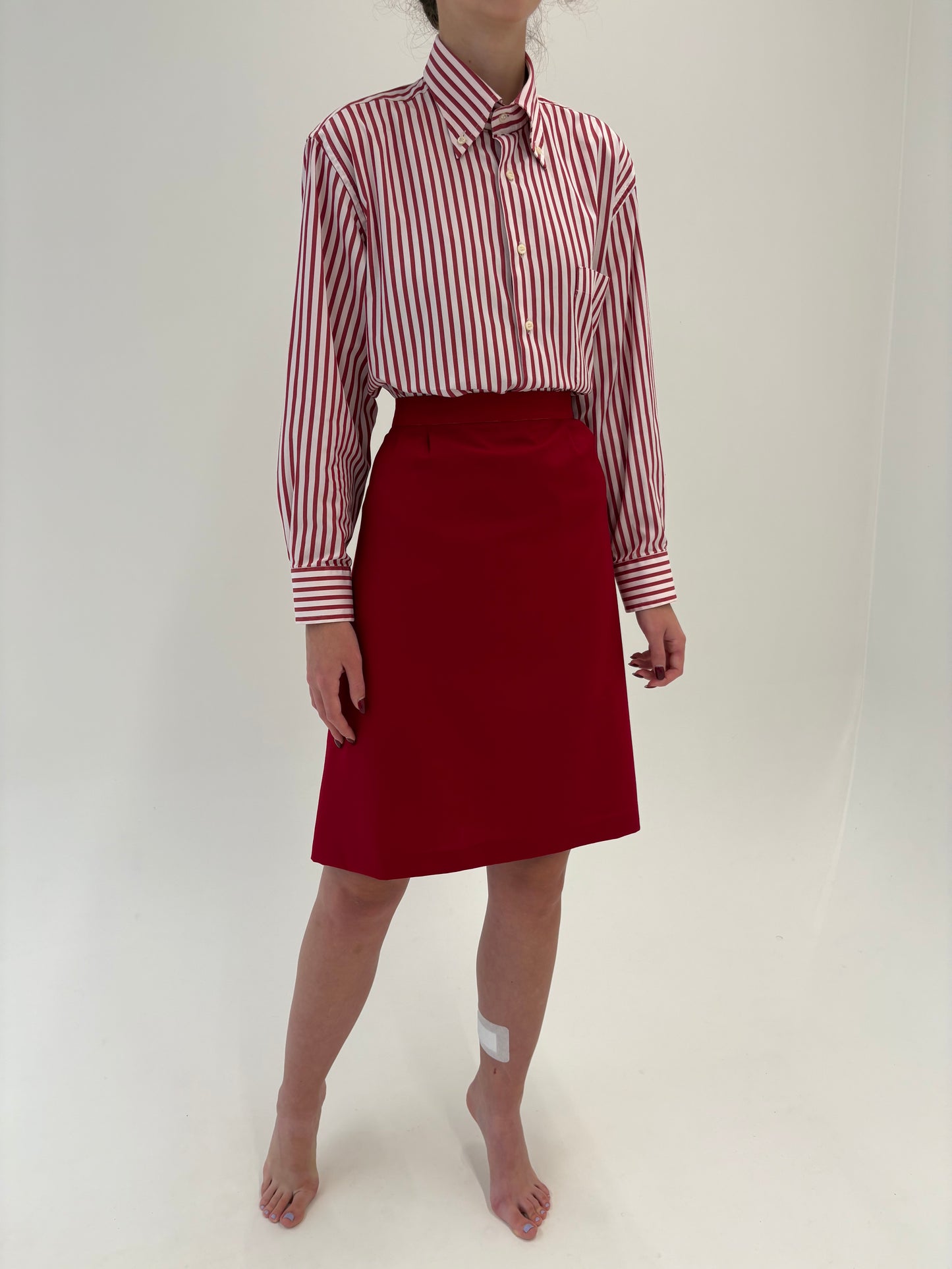 Fustă vintage cherry red din lana extrafina cu talie ultra înaltă marcată