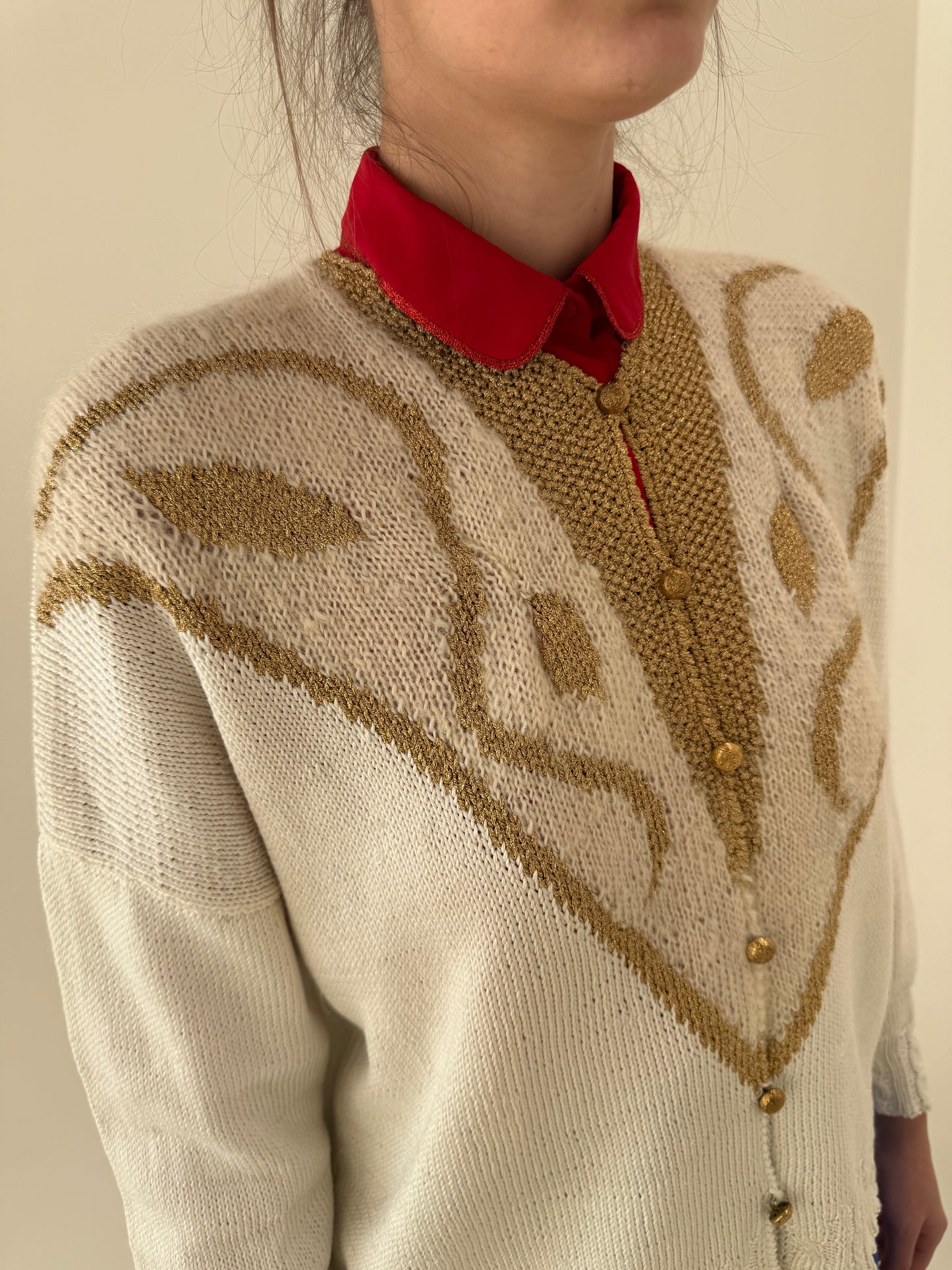 Cardigan vintage butter white cu inserții aurii