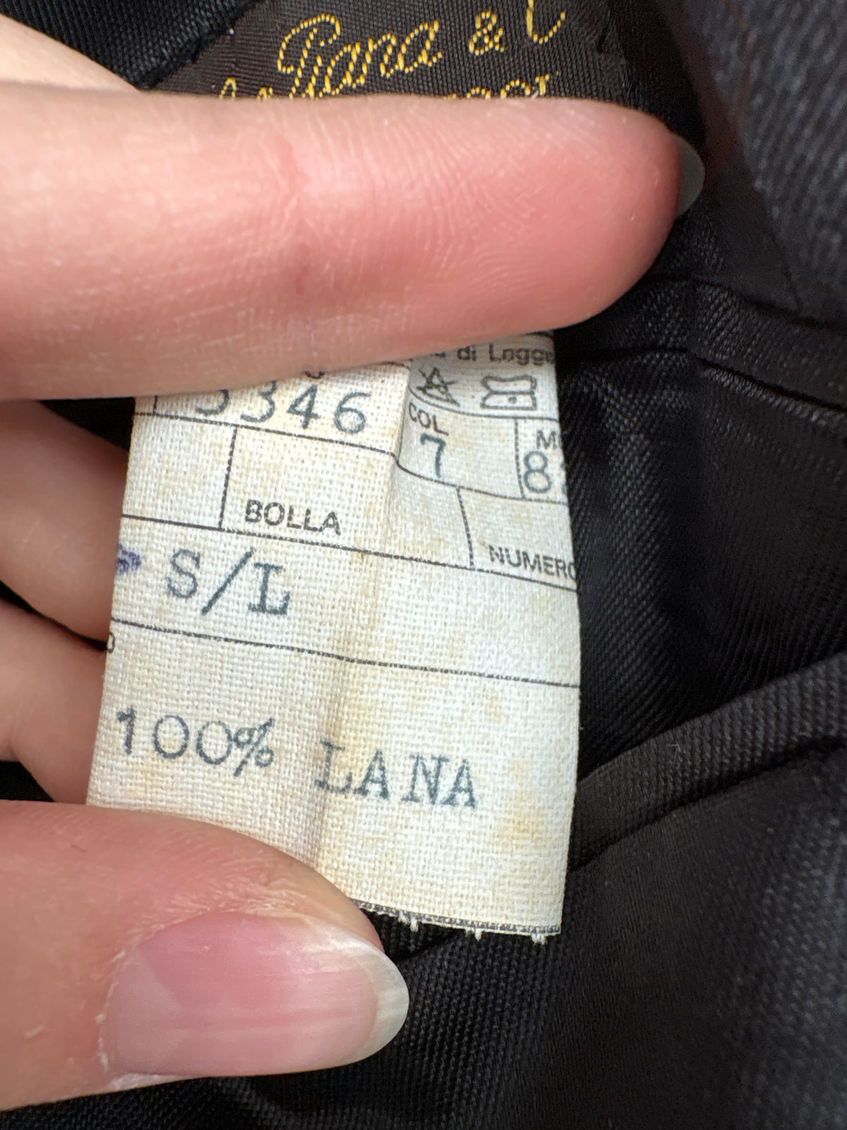 Sacou Loro Piana charcoal gray din lana extrafina în croi actual