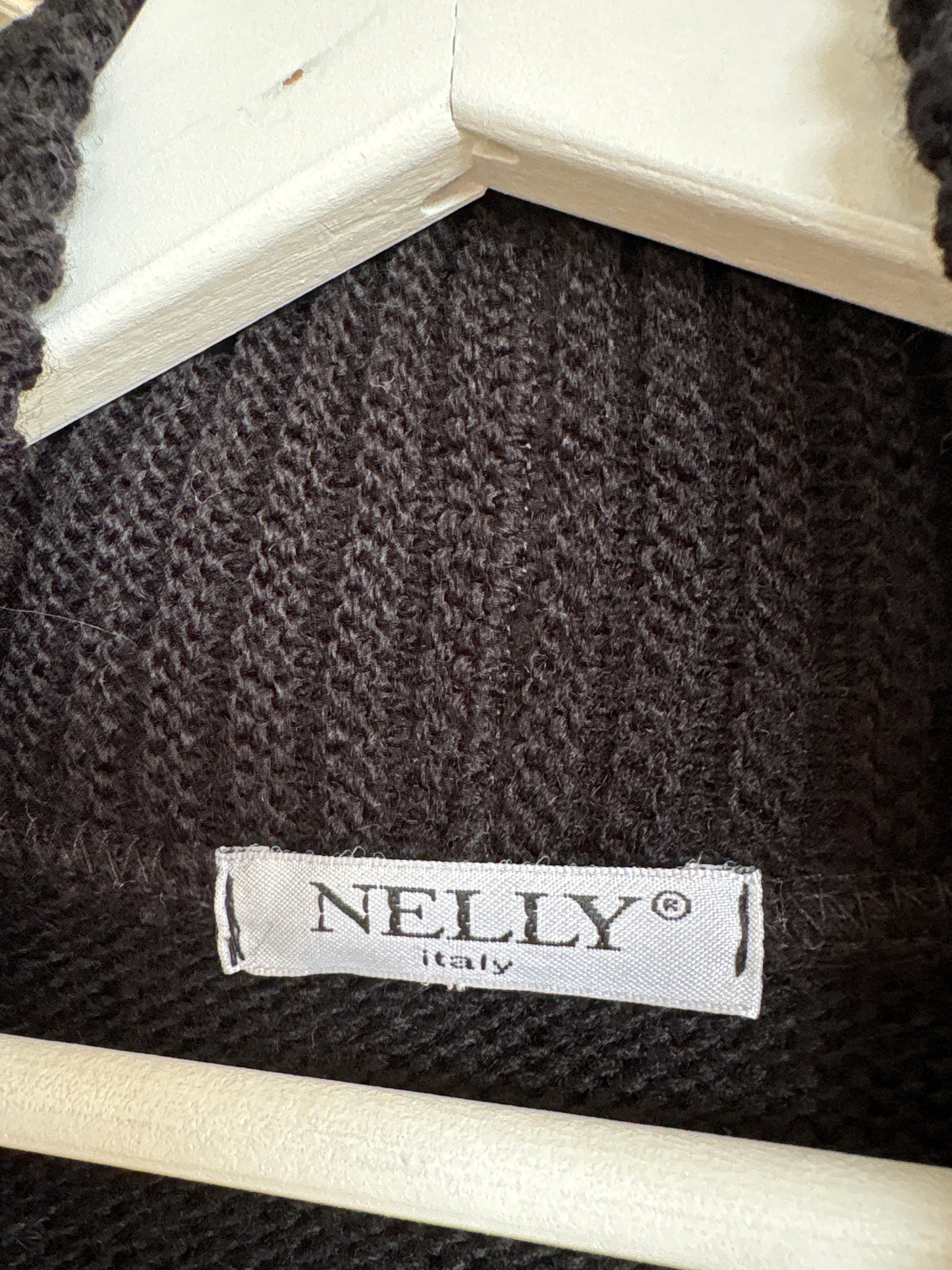 Cardigan negru italian gros din lana merino extrafina extrafina