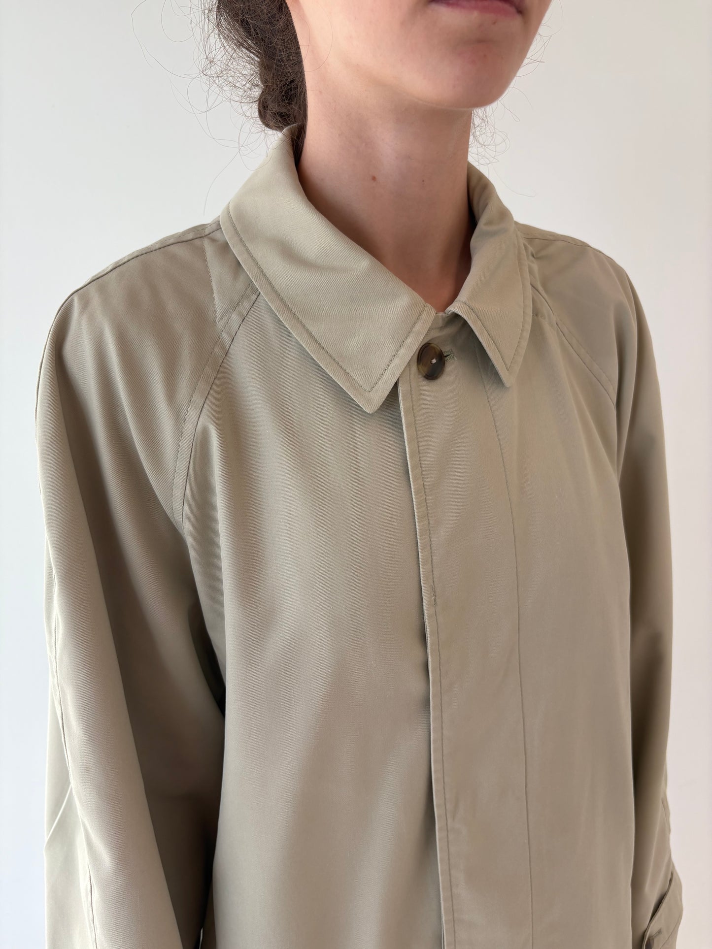 Trench vintage light nude din gabardină impermeabil