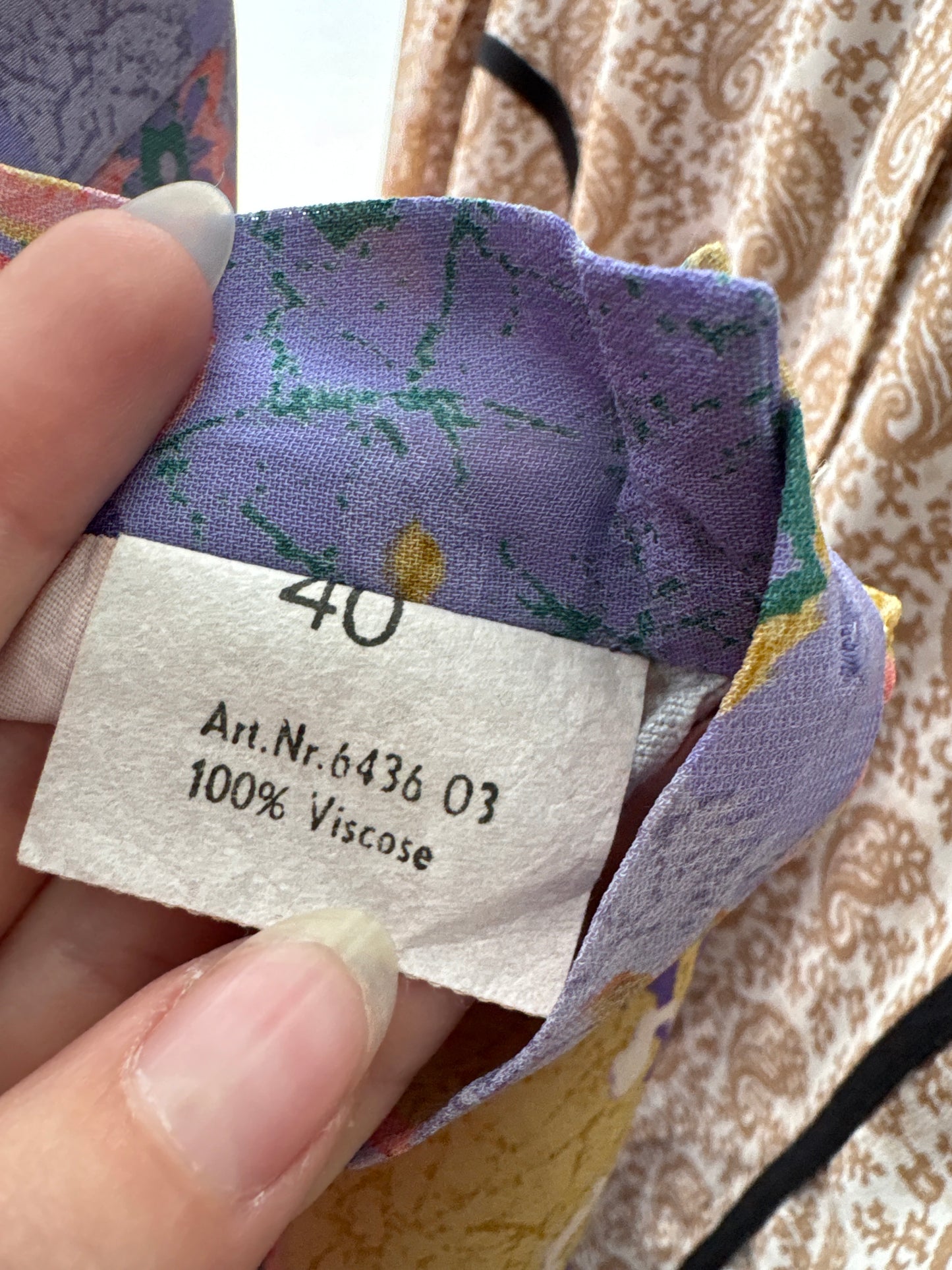 Fustă vintage vaporoasă midi lung lavender cu print superb și talie ultra înaltă