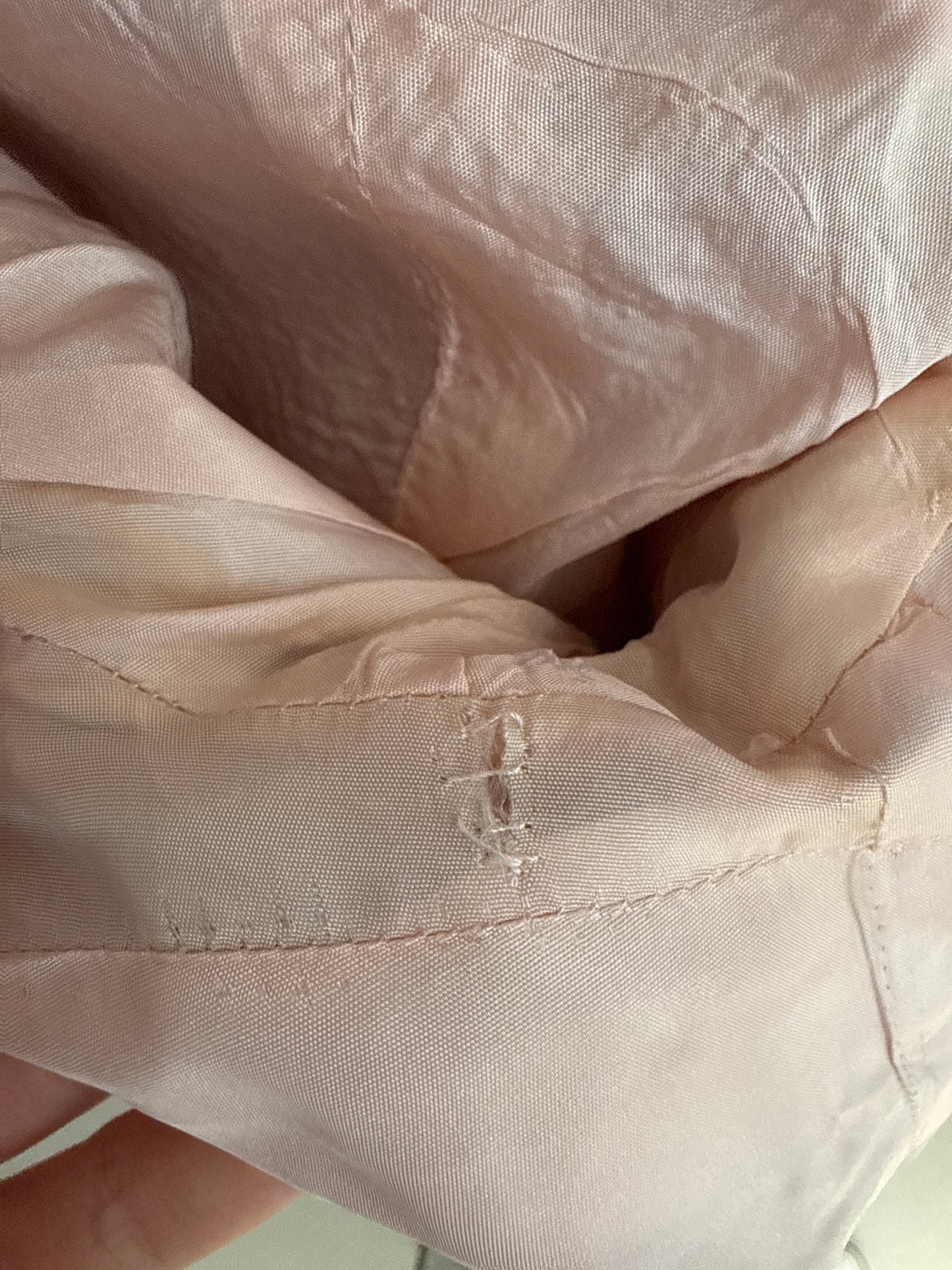 Sacou old vintage anii 80 powder pink din boucle de lana cu nasturi lucrați manual