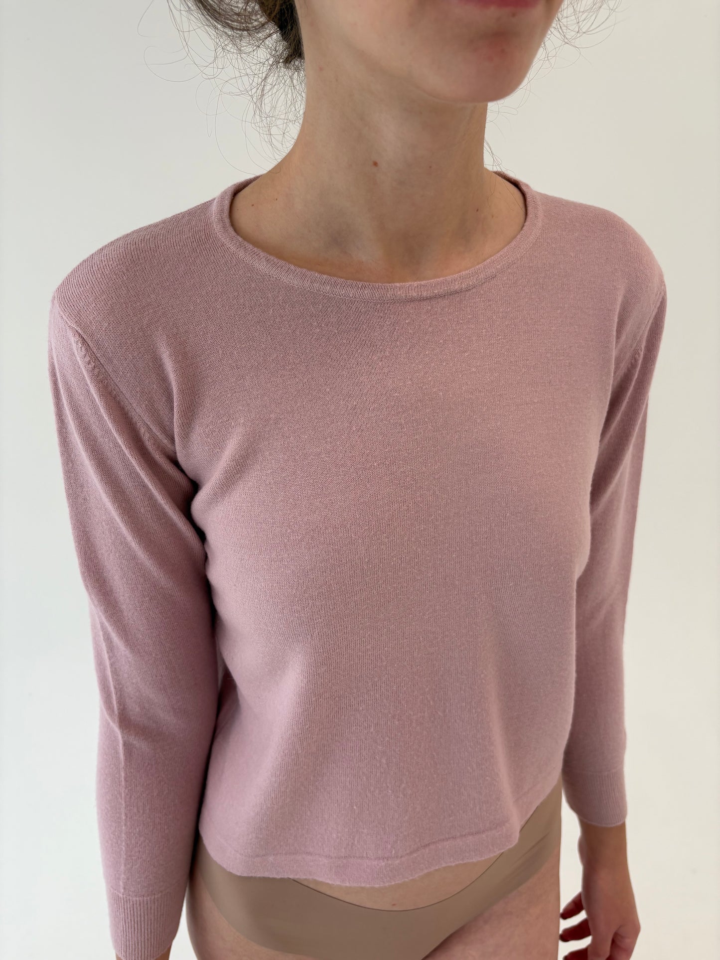 Pulover petite powder pink din lana merino extrafina de gramaj mare