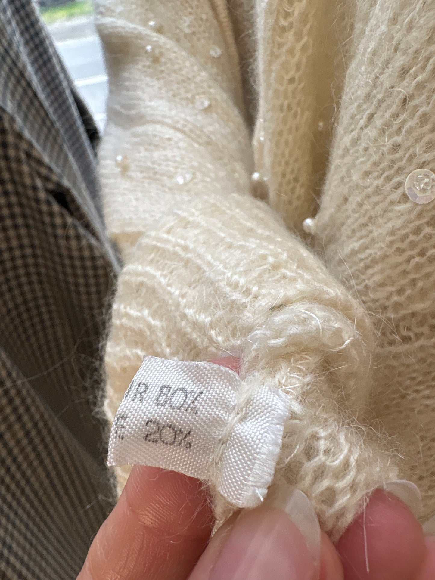 Cardigan vintage bijuterie din baby mohair cu aplicații manuale delicate