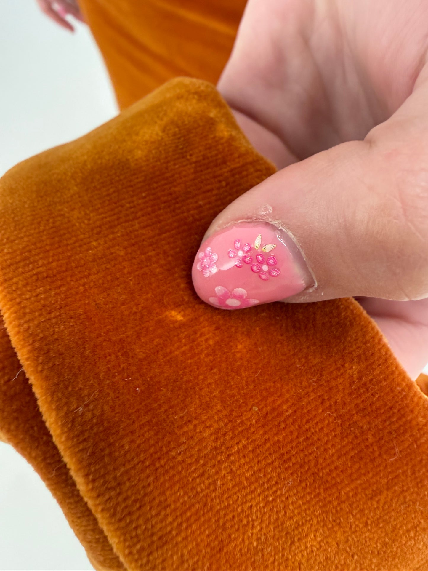 Set pumpkin orange din catifea cu sacou cambrat și fustă conică