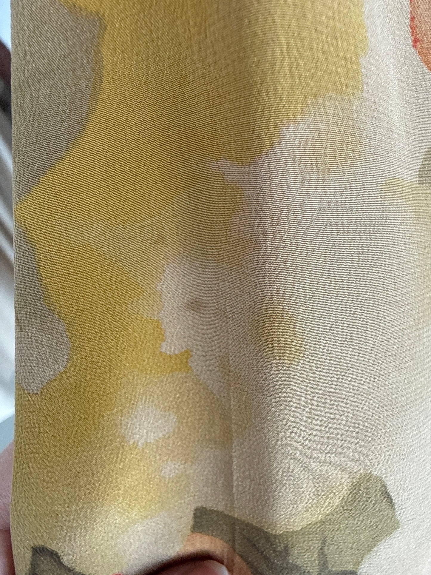 Fustă midi din mătase naturală cu pliseuri mari și print floral superb