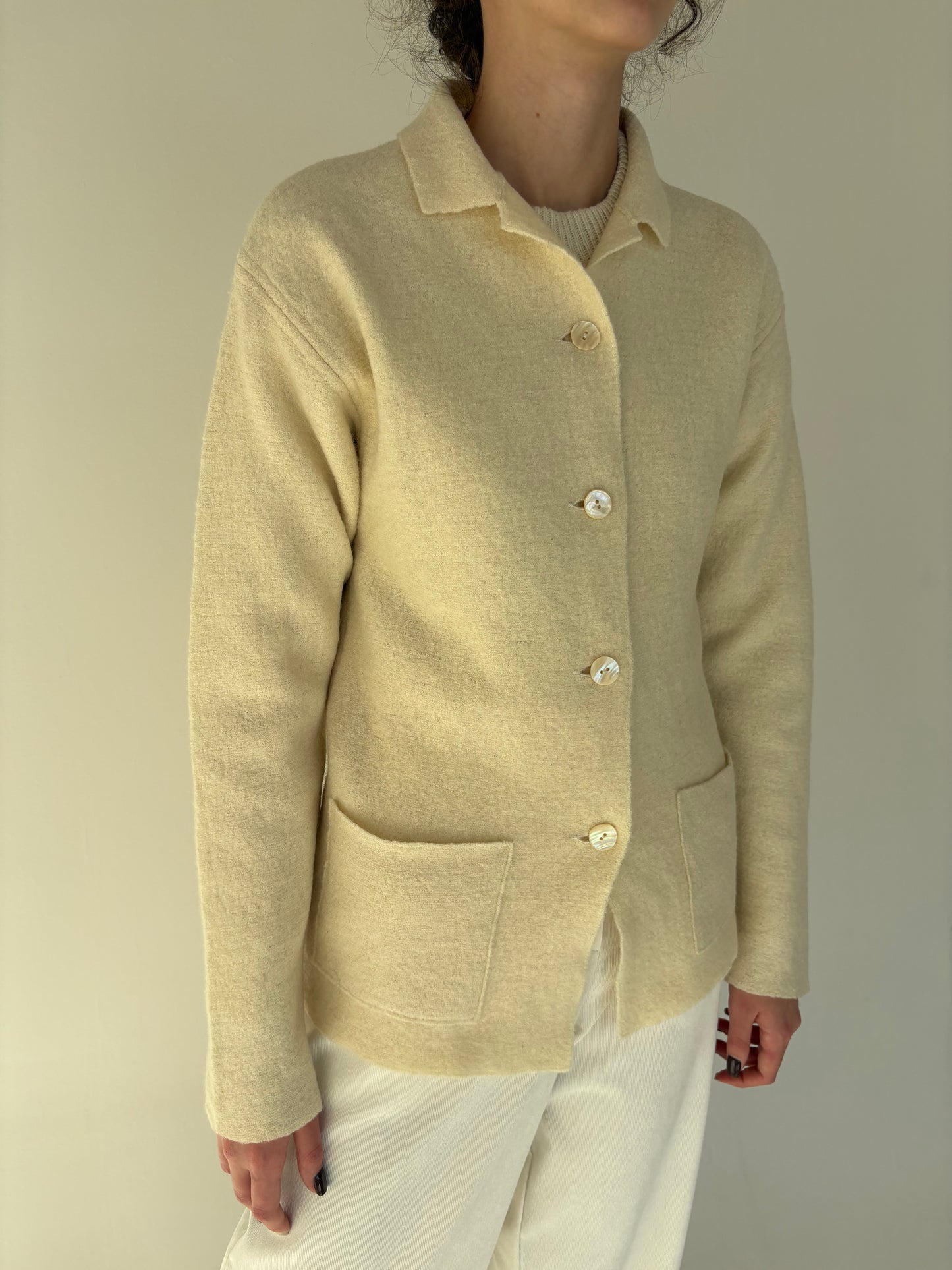 Jacheta conforr butter white din boiled wool