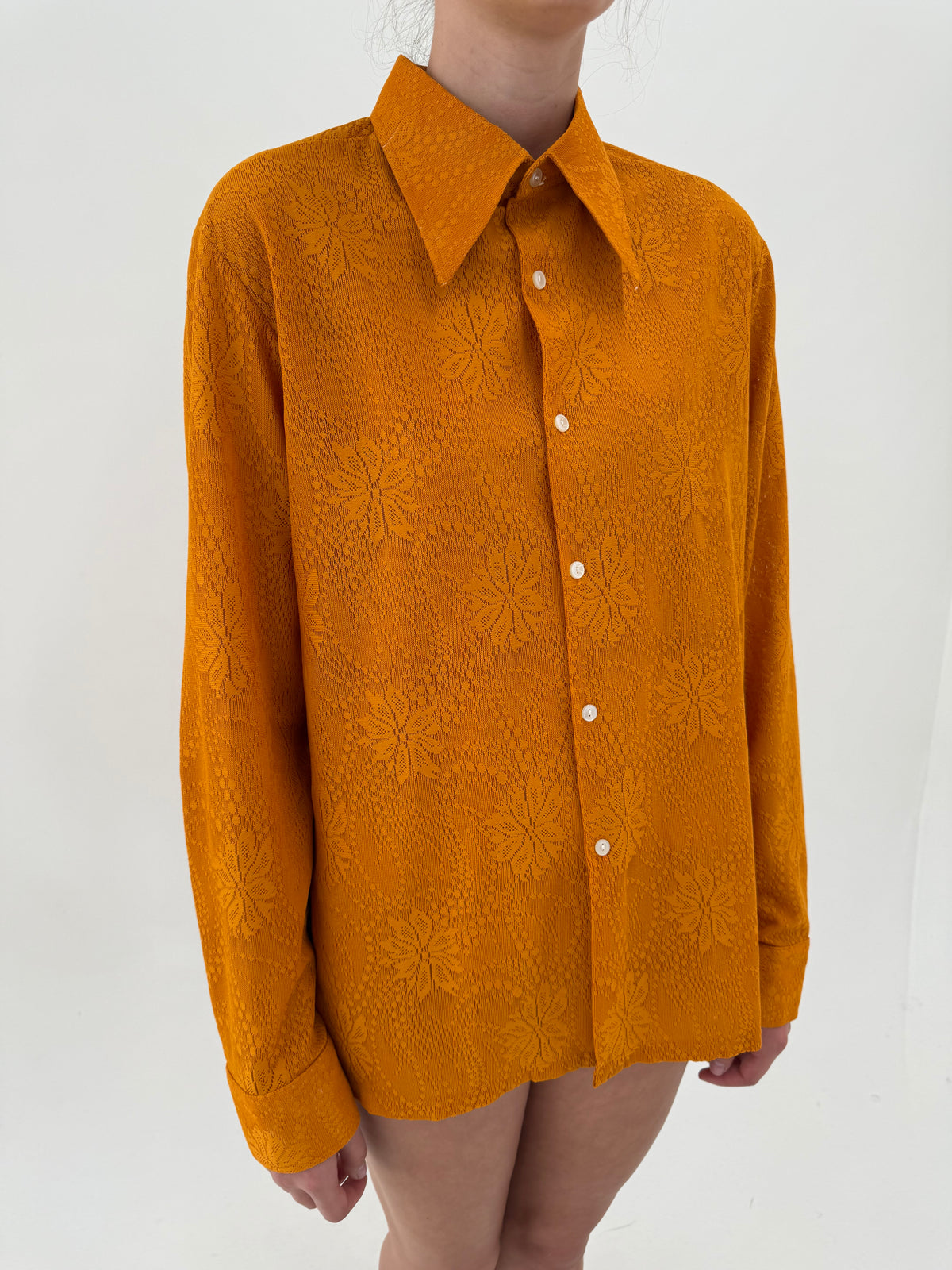 Cămașa old vintage anii 70 oranj din dantelă tricotată tip jacquard