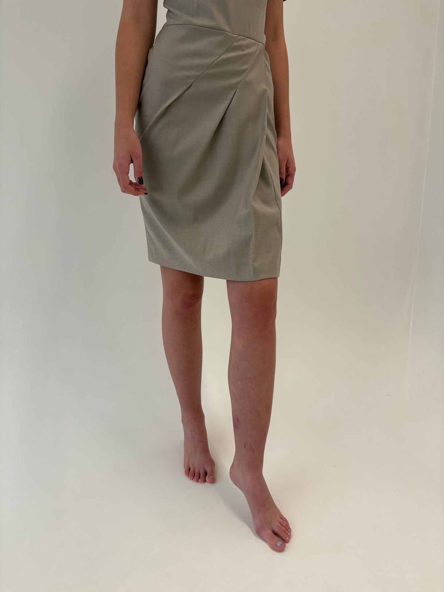 Rochie beige business Hugo Boss din lana extrafina cu fronseuri