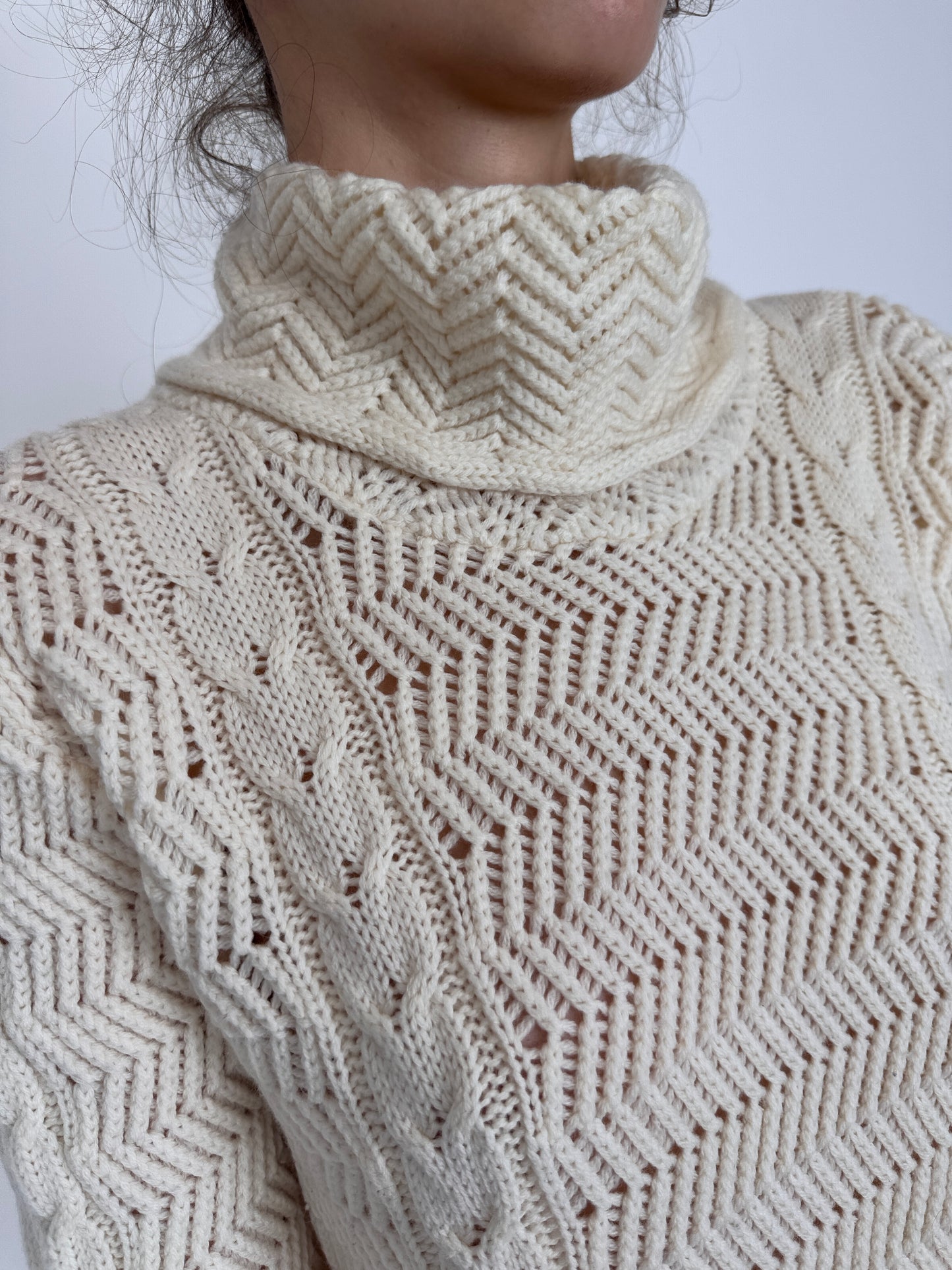 Maleta texturată de gramaj mare linen nude din lana extrafina